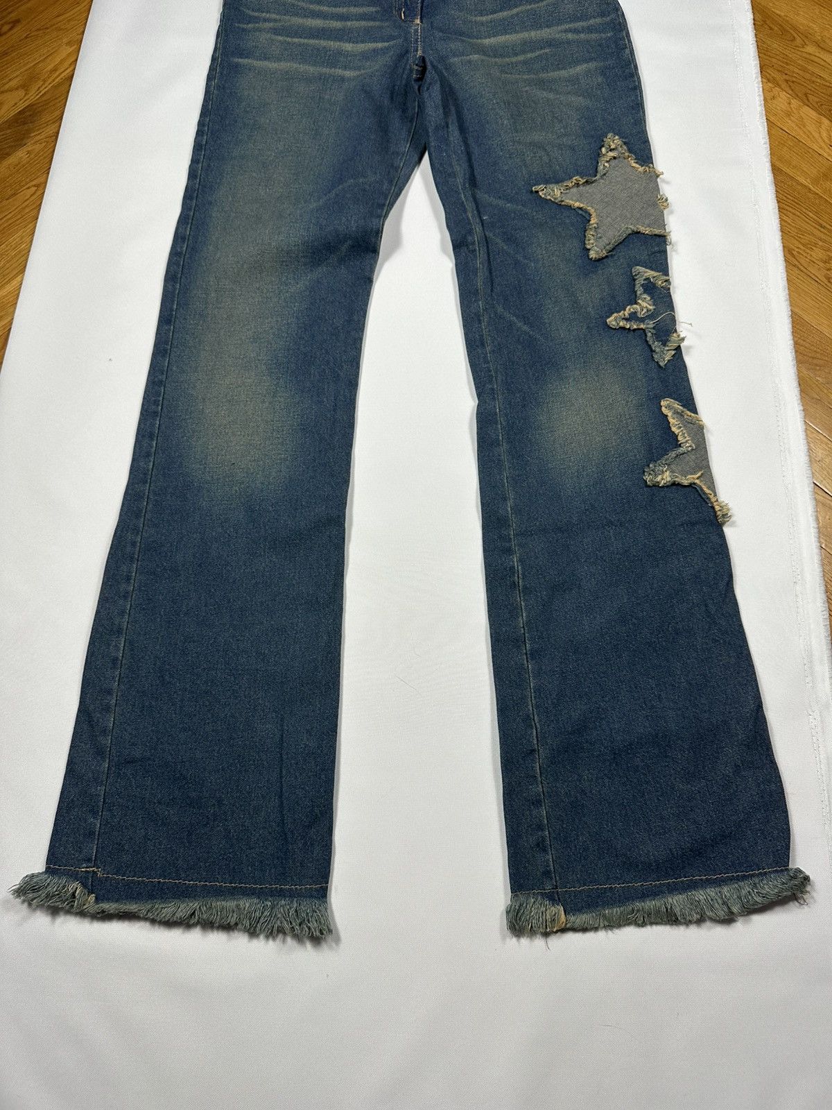 Vintage Parisport Y2k Vintage Distressed Star Straight Flared Jeans Size 28" / US 6 / IT 42 - 4 Thumbnail