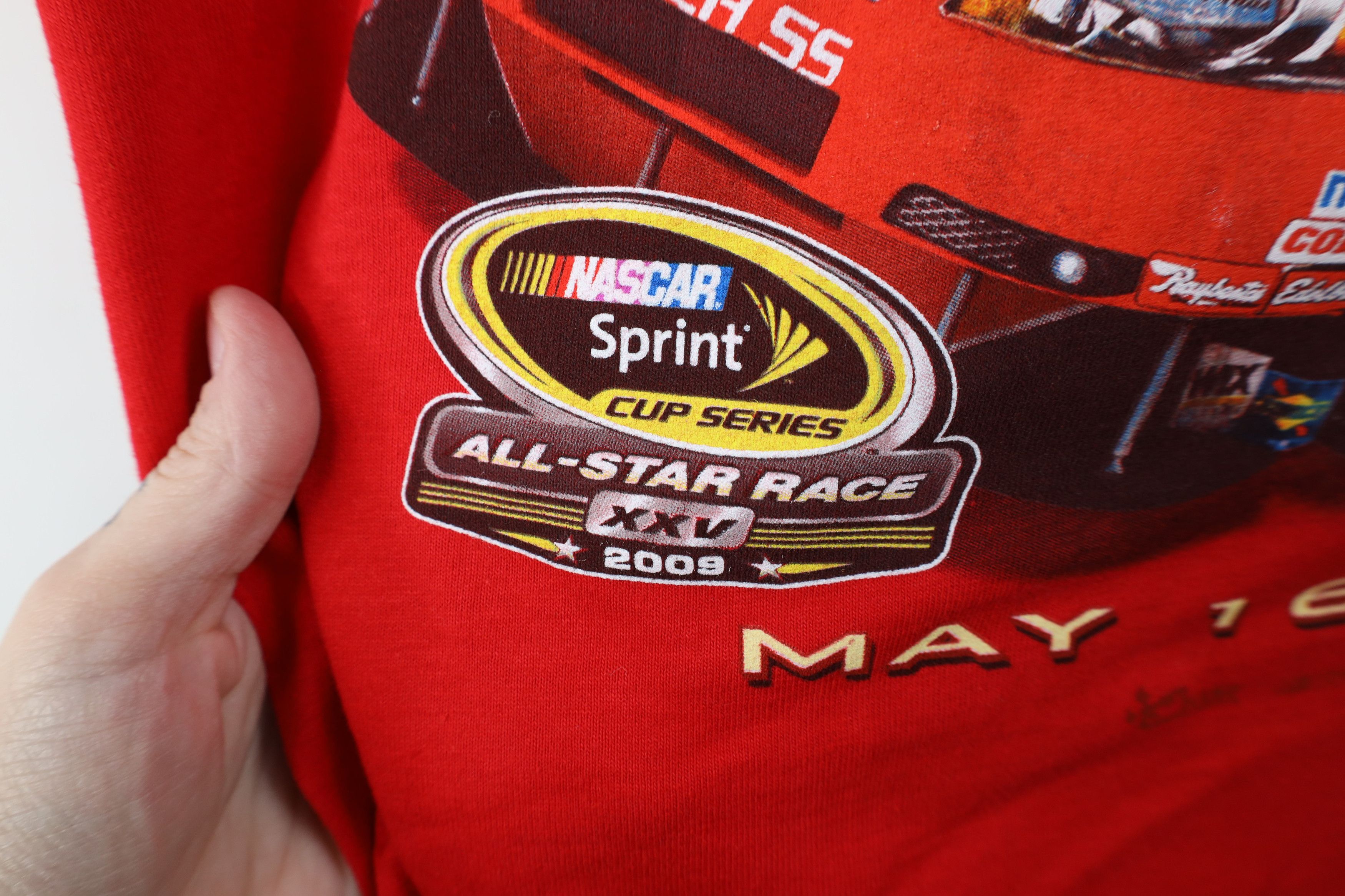 Vintage Vintage Y2K 2009 NASCAR Tony Stewart Racing T-Shirt Cotton Size US XXL / EU 58 / 5 - 5 Thumbnail