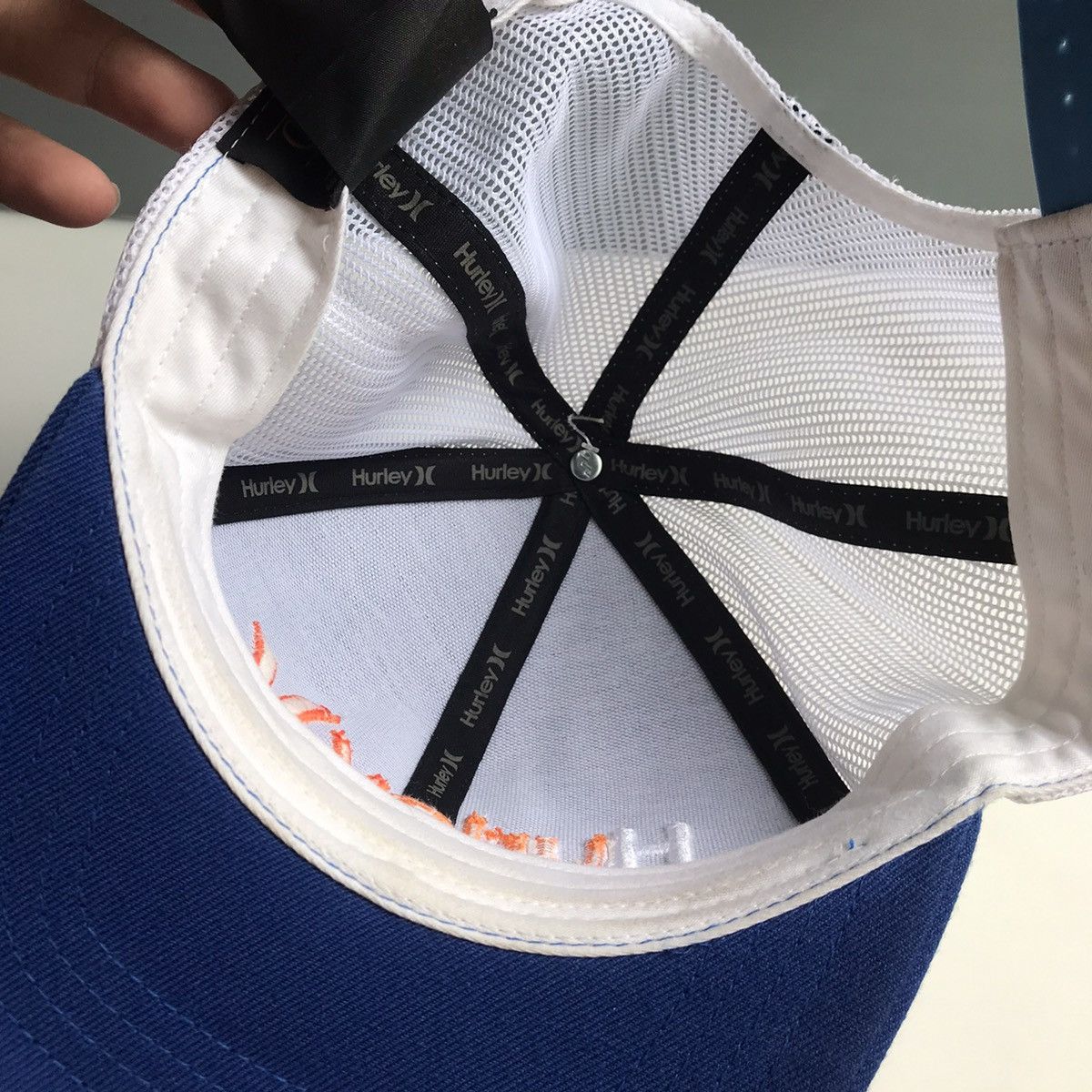 Hurley Hurley Gradient Hat O&O Trucker CAPS Bnwt Brand New With Tag Size ONE SIZE - 9 Thumbnail