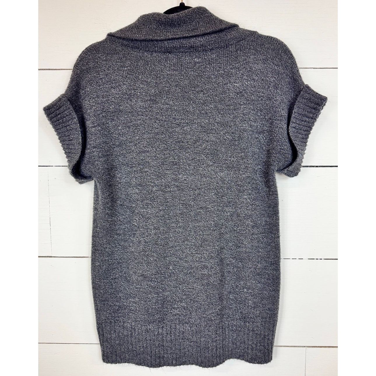 Other Dressbarn Short Sleeve Sweater Women's Size Medium Size M / US 6-8 / IT 42-44 - 2 Thumbnail