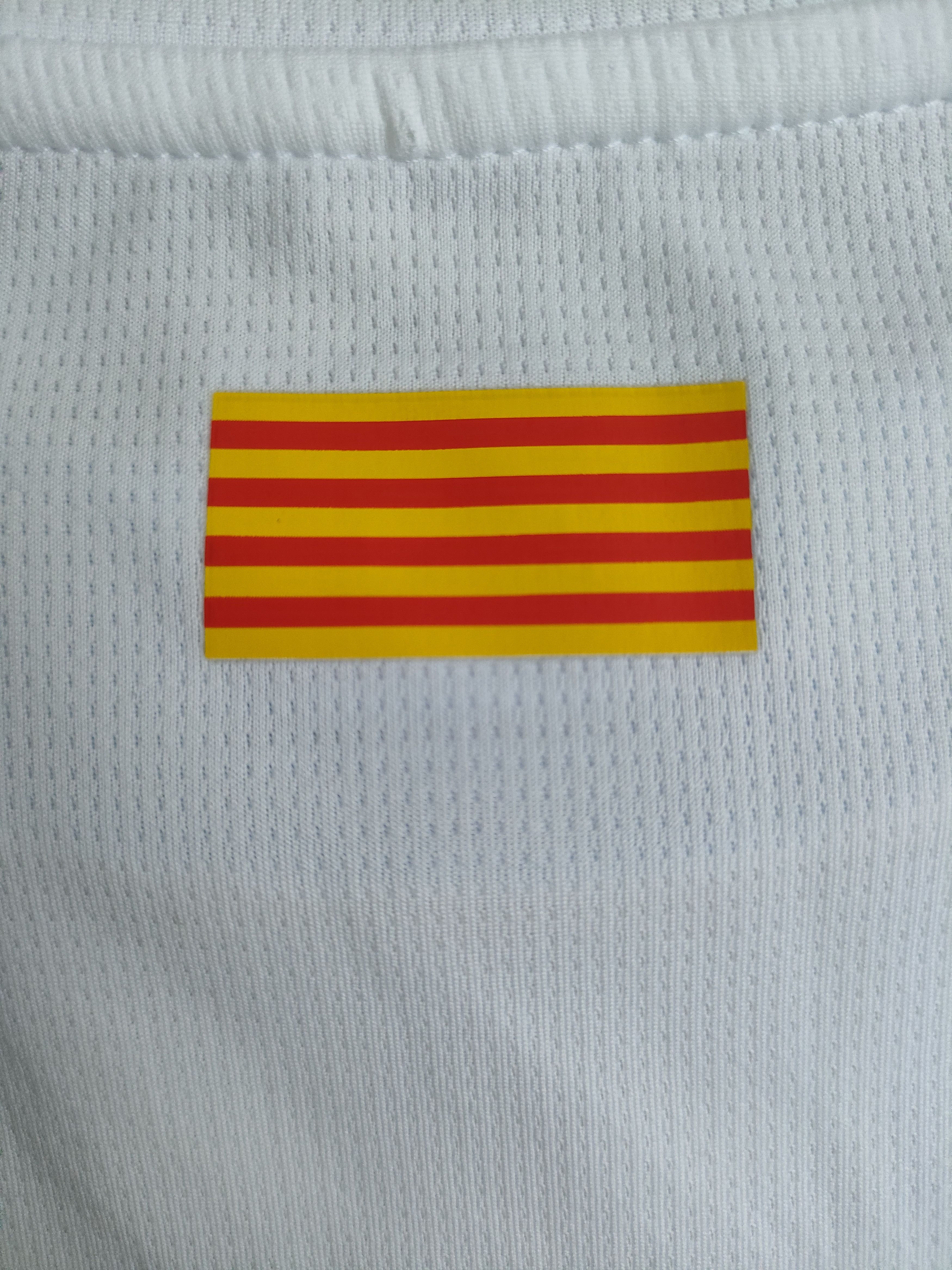 Puma Girona 2023/2024 away football shirt Size US L / EU 52-54 / 3 - 6 Thumbnail