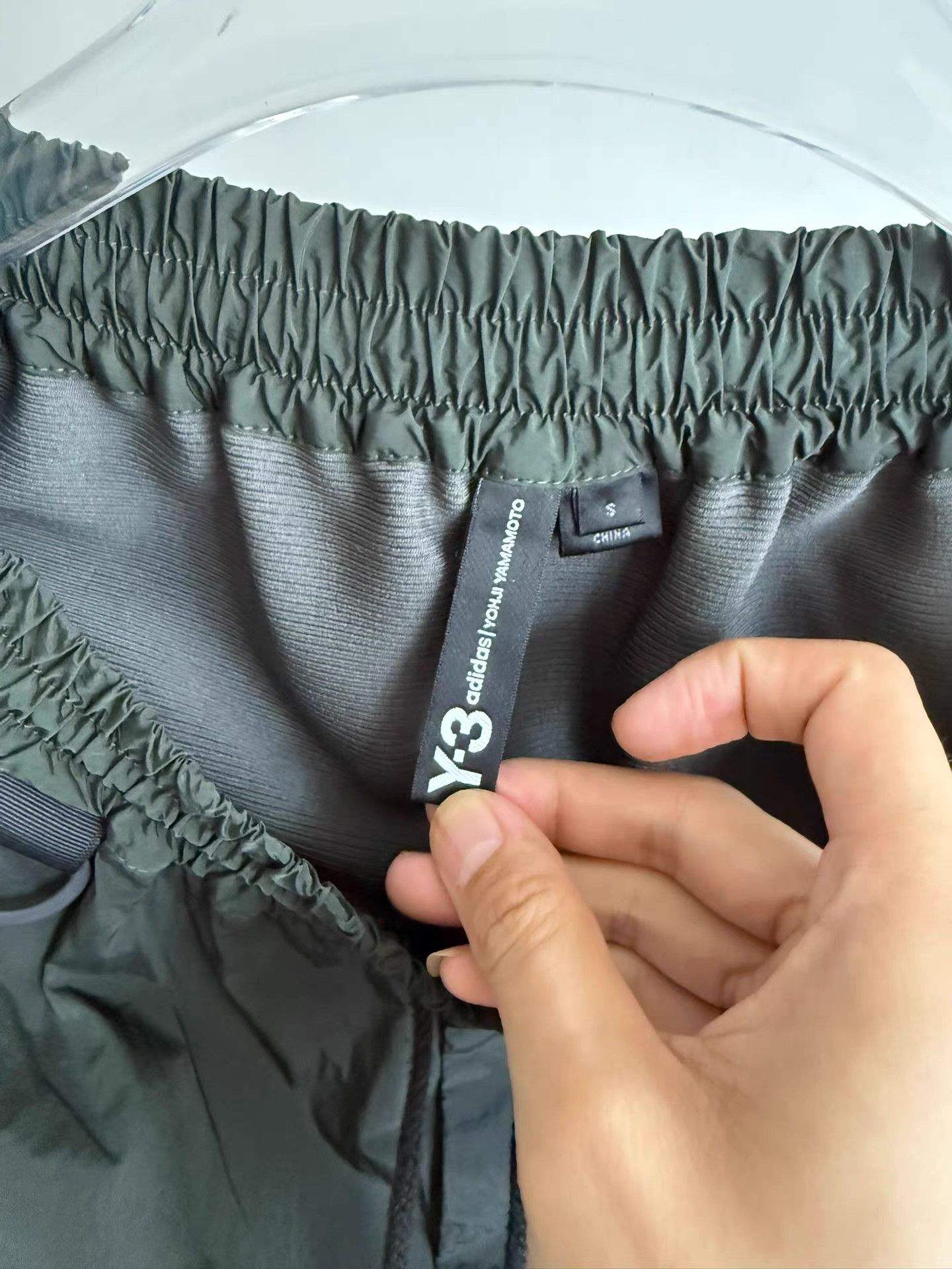Y-3 Y-3 Nylon Cropped Trousers Q17 Size US 32 / EU 48 - 2 Thumbnail