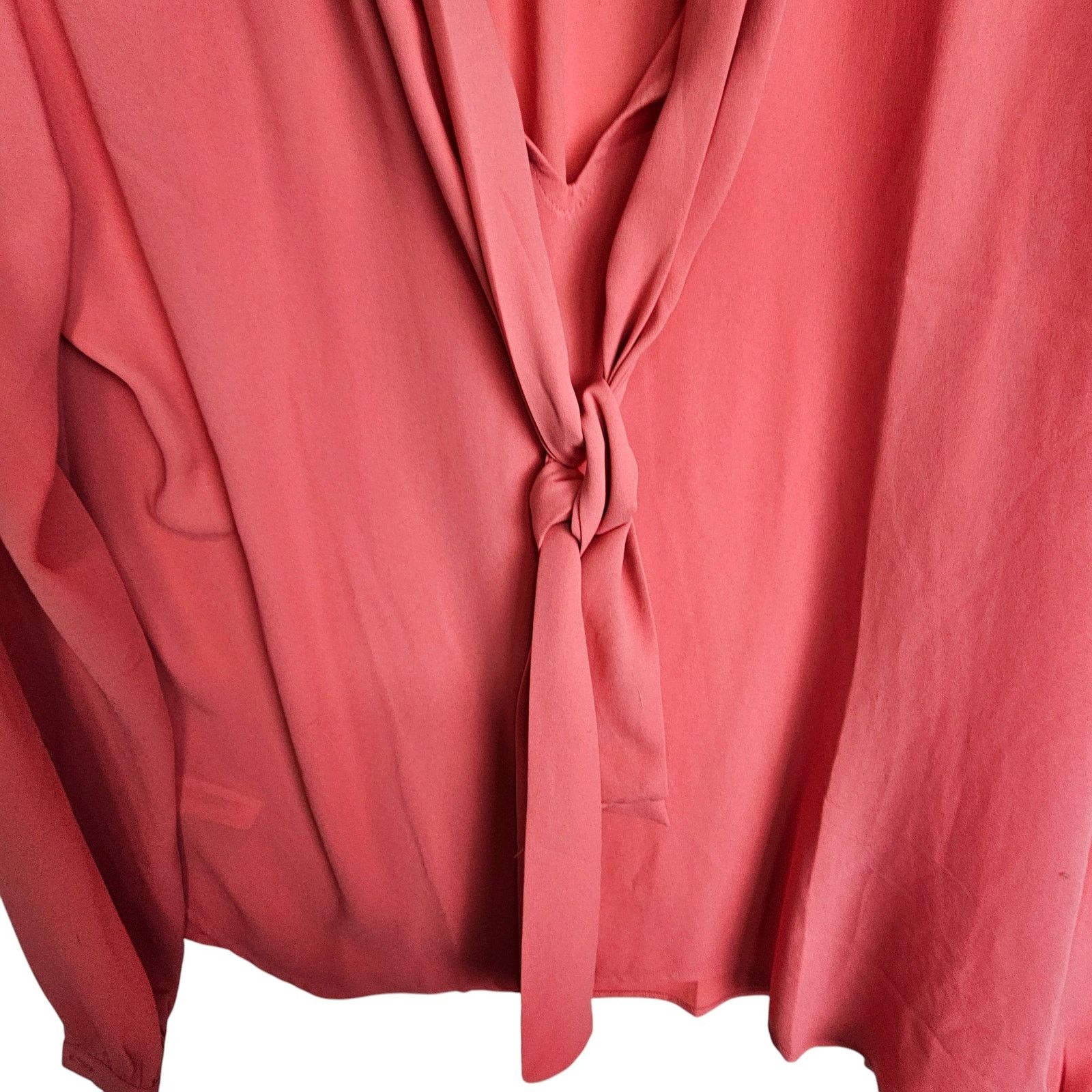 Loft Loft Womens Tie Neck Blouse Size M Teachercore Career Corp Size M / US 6-8 / IT 42-44 - 3 Thumbnail