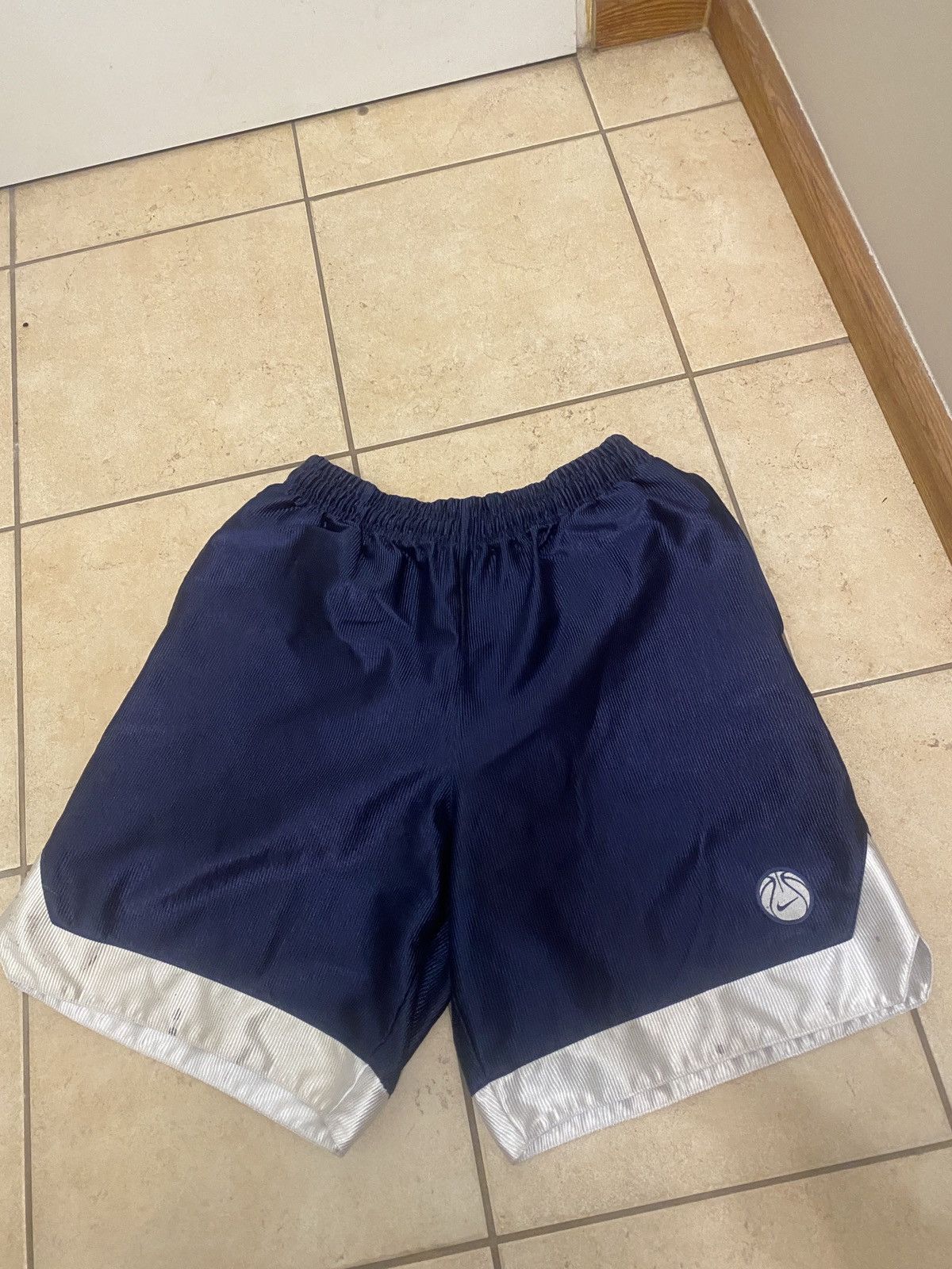 Vintage basketball shorts nike 90s