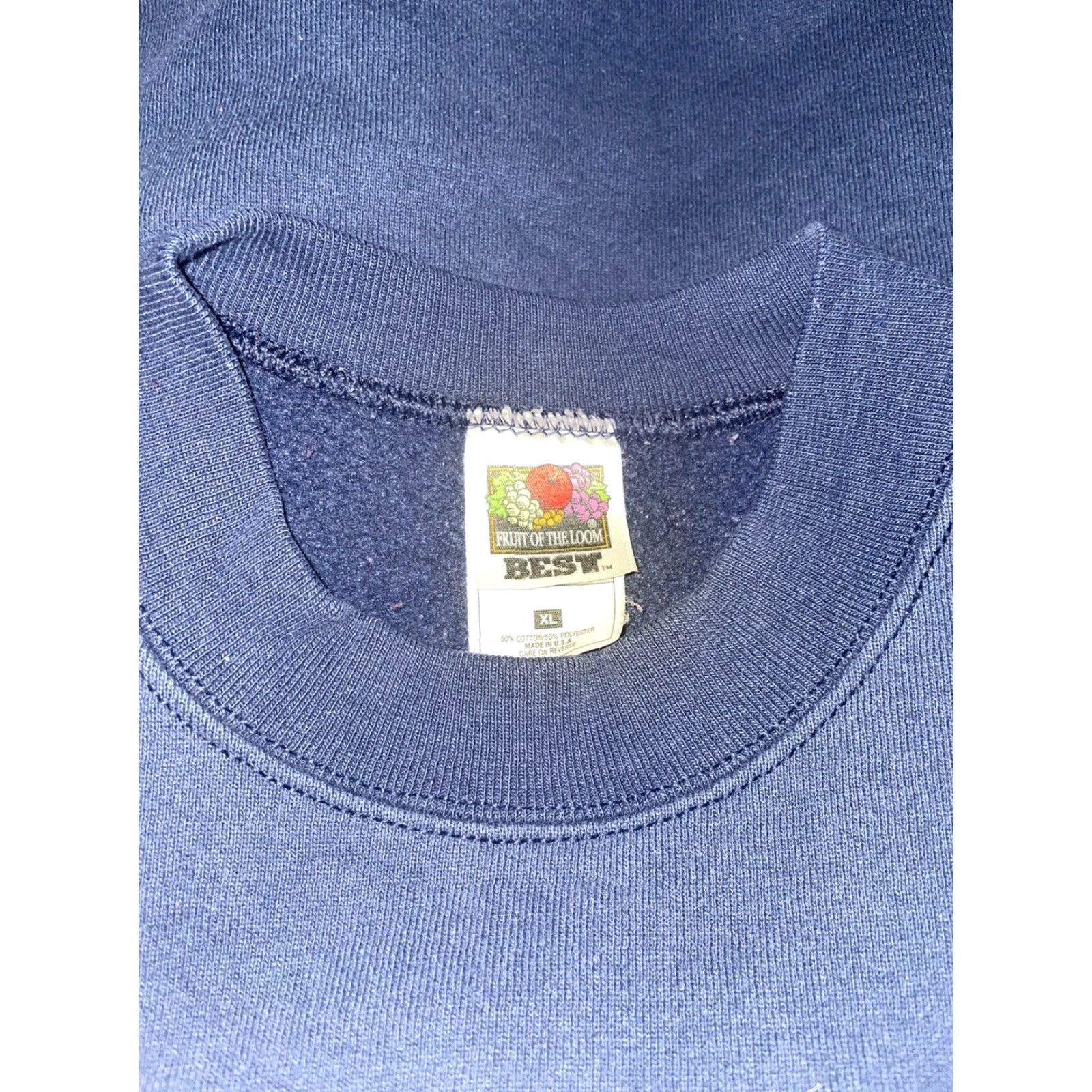 Fruit Of The Loom VINTAGE Fruit Of The Loom Best Made In USA Madison County Crewneck Mens XL Dark Blue Crewneck USA Madison County XL Mens Blue Size US XL / EU 56 / 4 - 5 Thumbnail