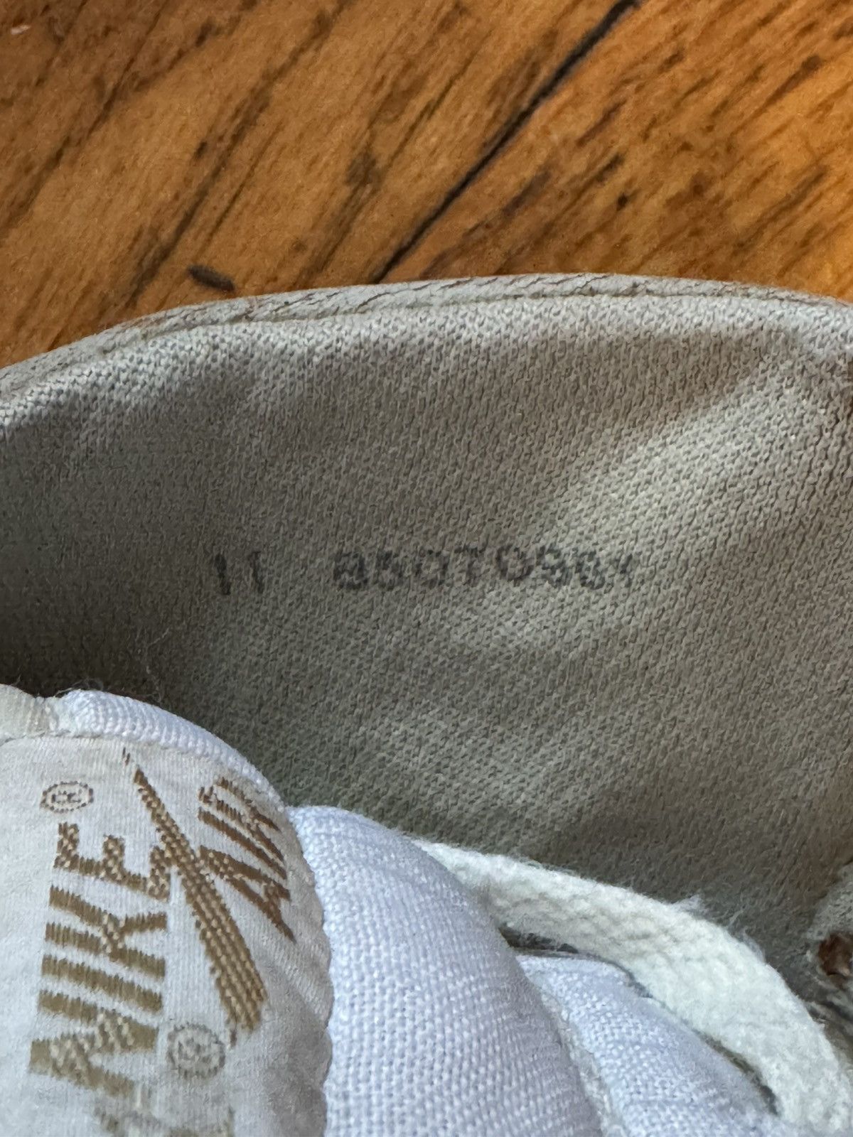 Nike Size 11 1985 Air Jordan 1 High OG Natural Grey Original VTG Size US 11 / EU 44 - 8 Thumbnail