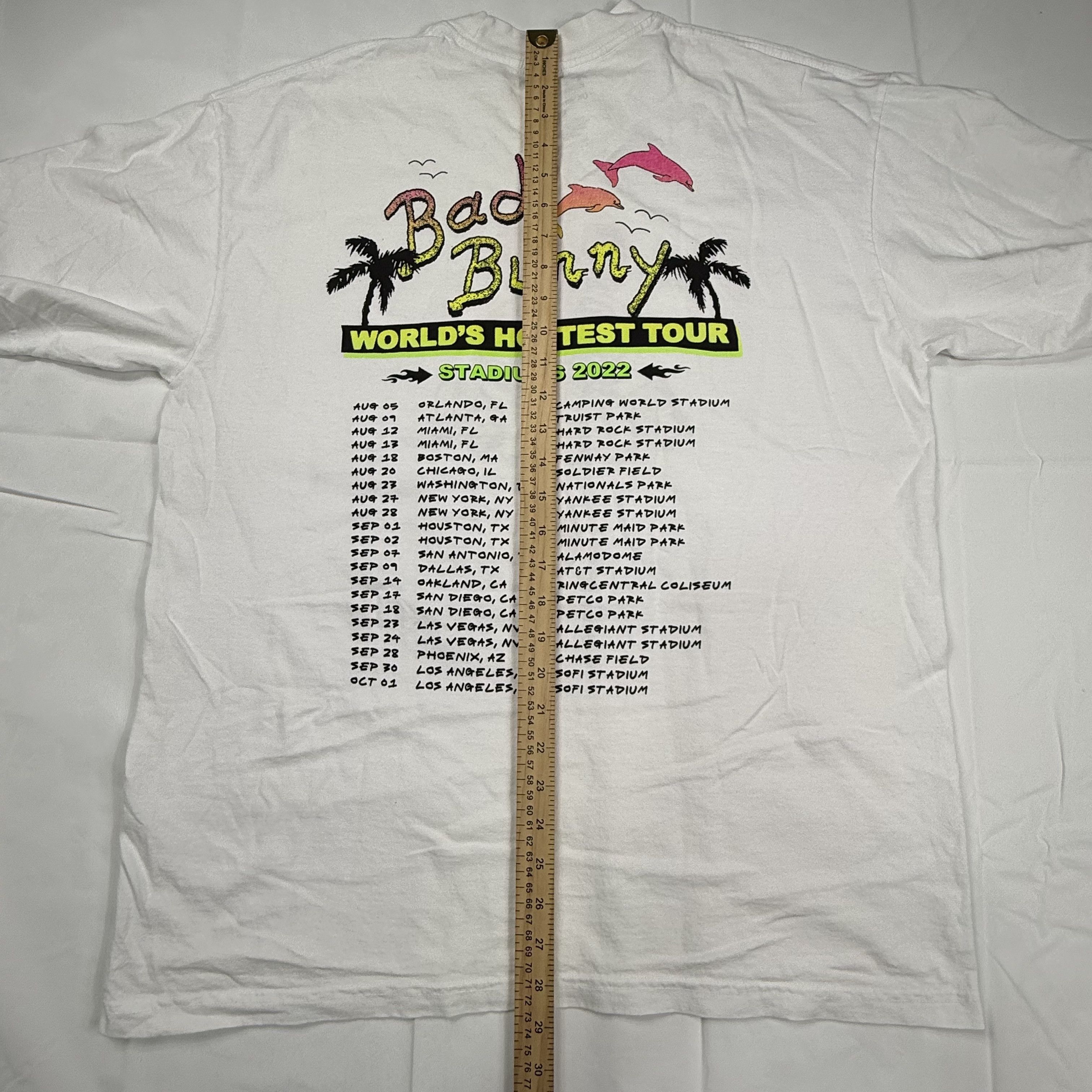 Other Bad Bunny Worlds Hottest Tour 2022 Concert T-Shirt Size US L / EU 52-54 / 3 - 10 Thumbnail
