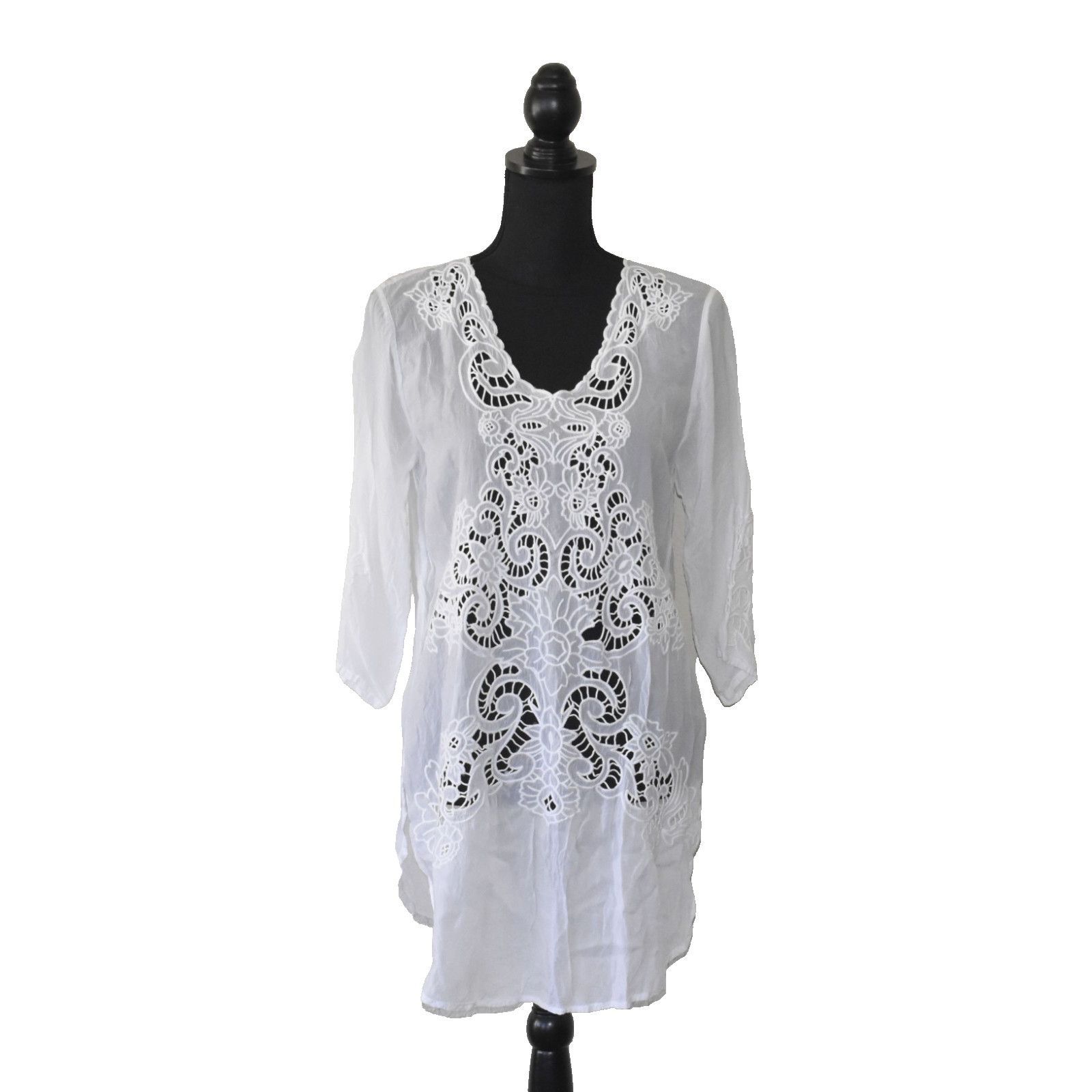 Johnny Was JOHNNY WAS White Lace Detailing 3/4 Sleeve Tunic Top Size S Size S / US 4 / IT 40 - 2 Thumbnail
