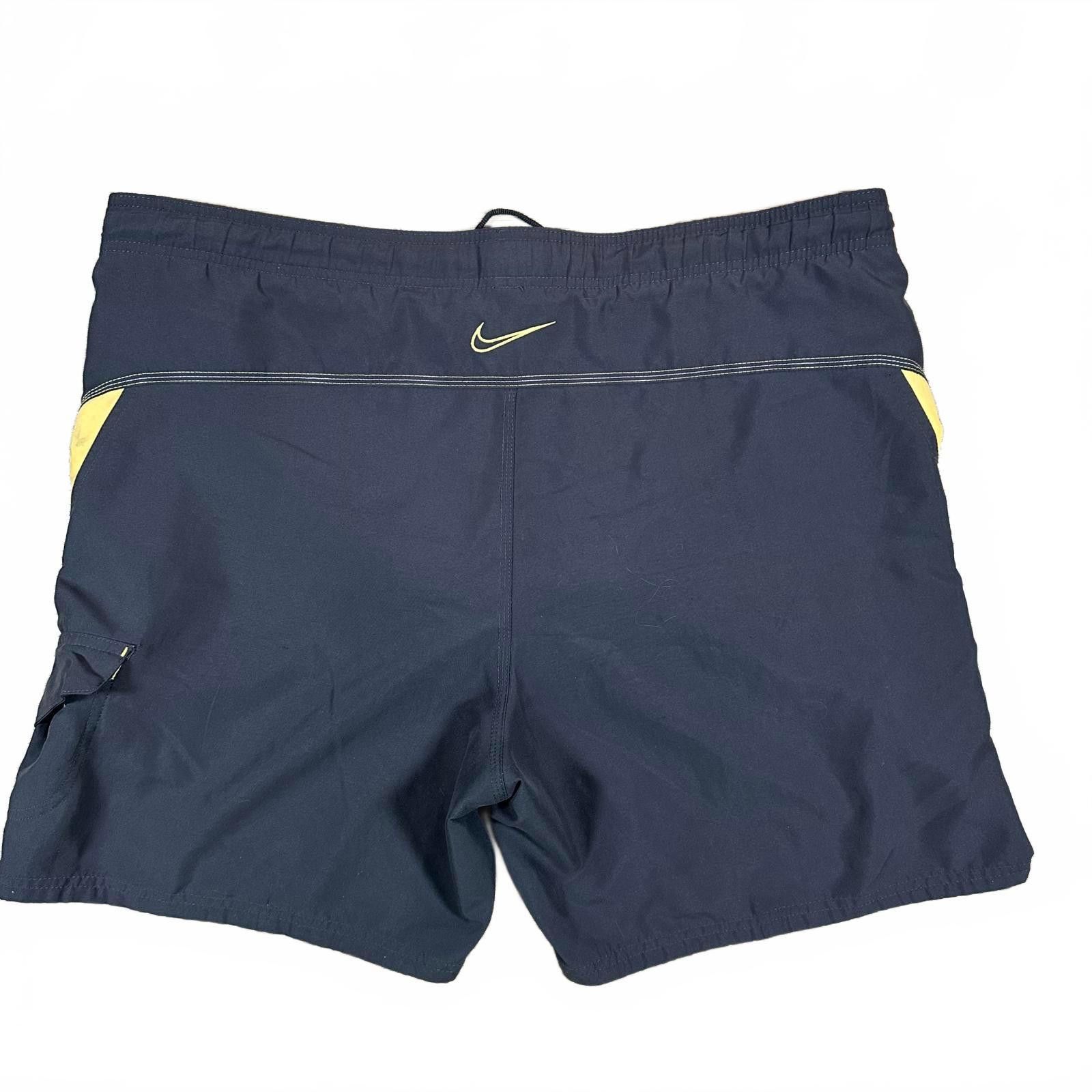 Nike Nike Mens Shorts Large Black Yellow Athletic Size US 34 / EU 50 - 2 Thumbnail