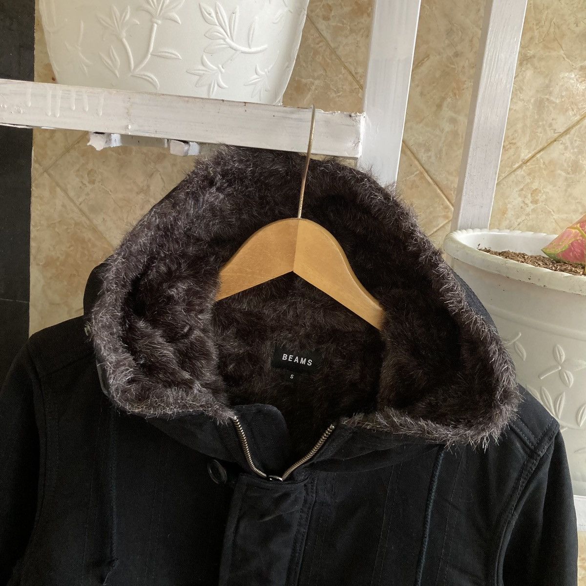 Le Grande Bleu (L.G.B.) BEAMS Bono Hooded Fur Apocalypse Jacket Gothic Vkei Japanese Size US M / EU 48-50 / 2 - 3 Thumbnail