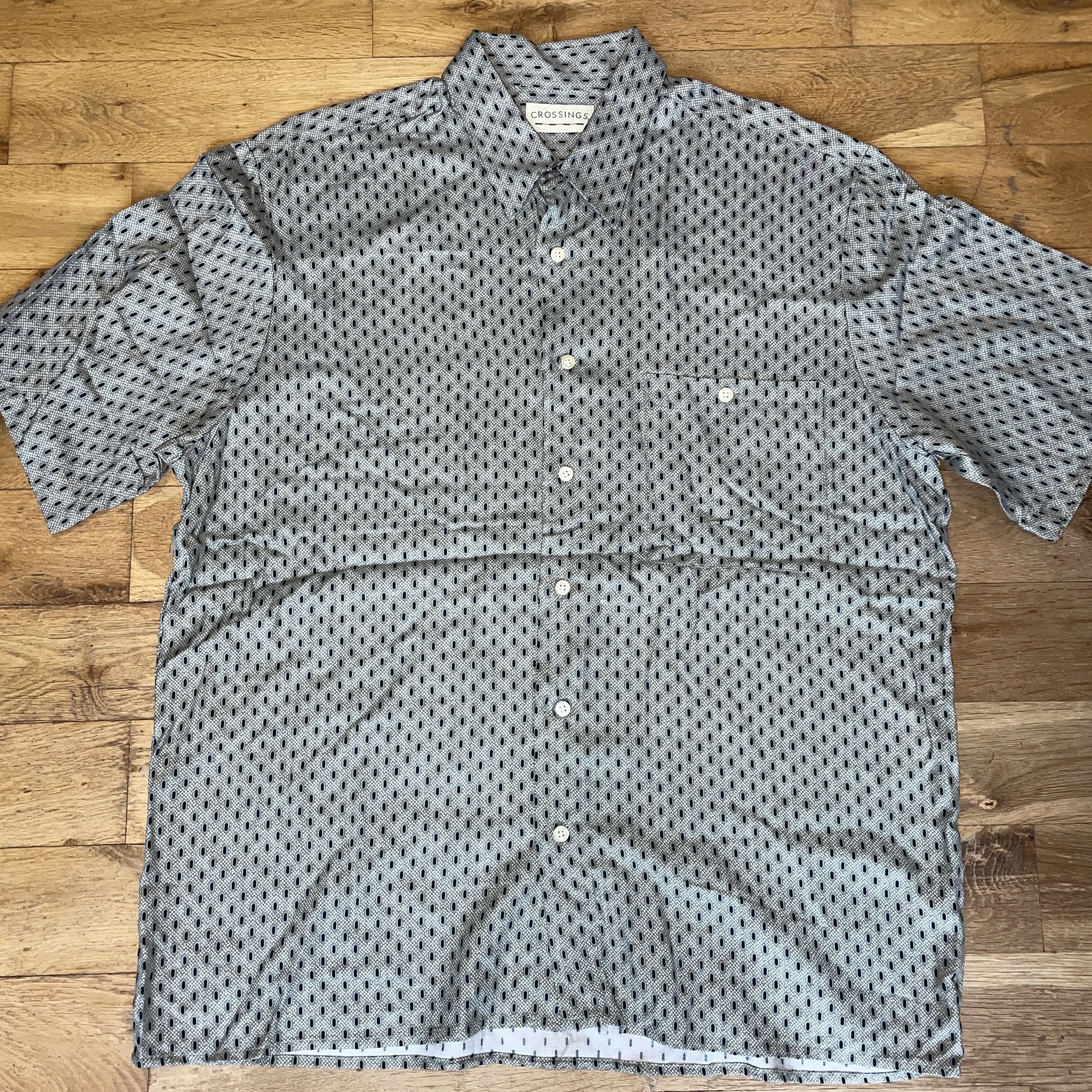 Vintage Crossings Men's Fashion Shirt 100% Rayon Size L Size US L / EU 52-54 / 3 - 1 Thumbnail