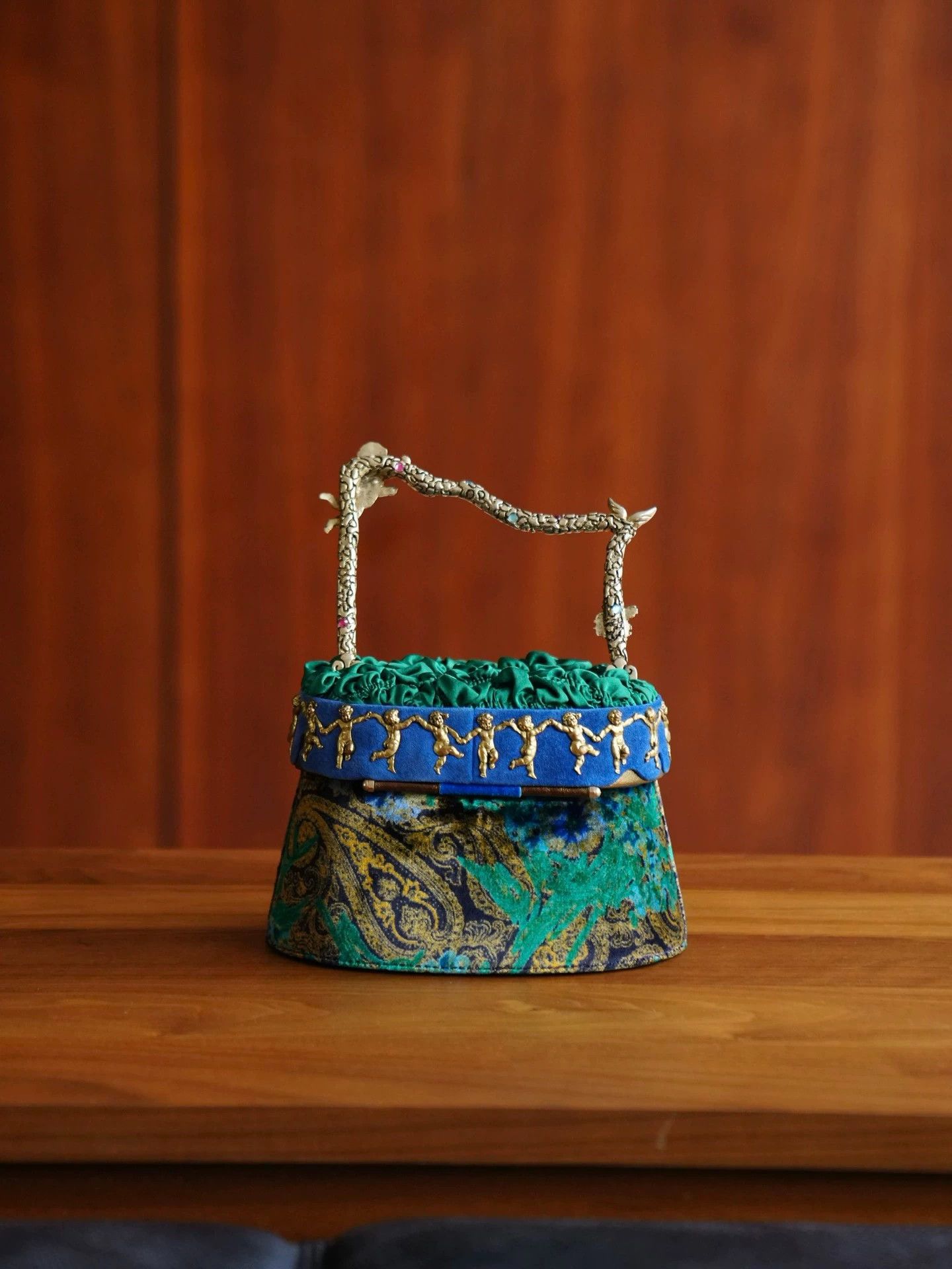 Vintage Women's Vintage French Angel Painted Velvet Gilt Metal Bag Size ONE SIZE - 3 Thumbnail