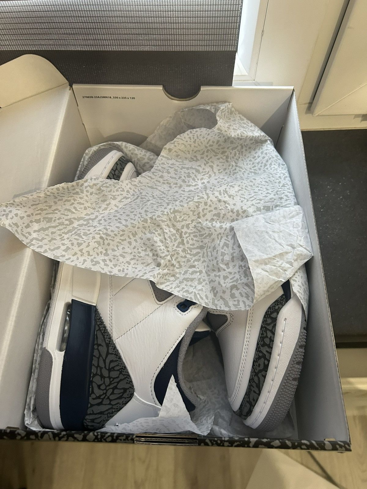 Jordan Brand Brand New Jordan 3 Retro “Midnight Navy” – SNKRS Purchase Size US 7.5 / EU 40-41 - 6 Thumbnail