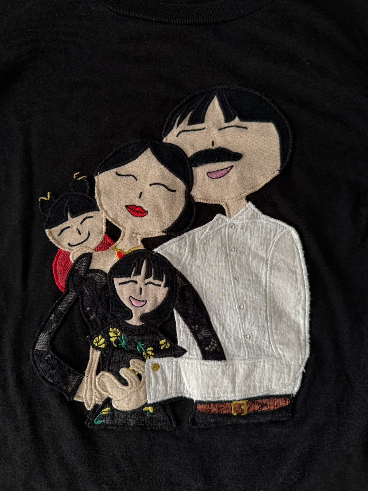 Dolce & Gabbana Dolce Gabbana Family T-Shirt Size XS / US 0-2 / IT 36-38 - 4 Thumbnail