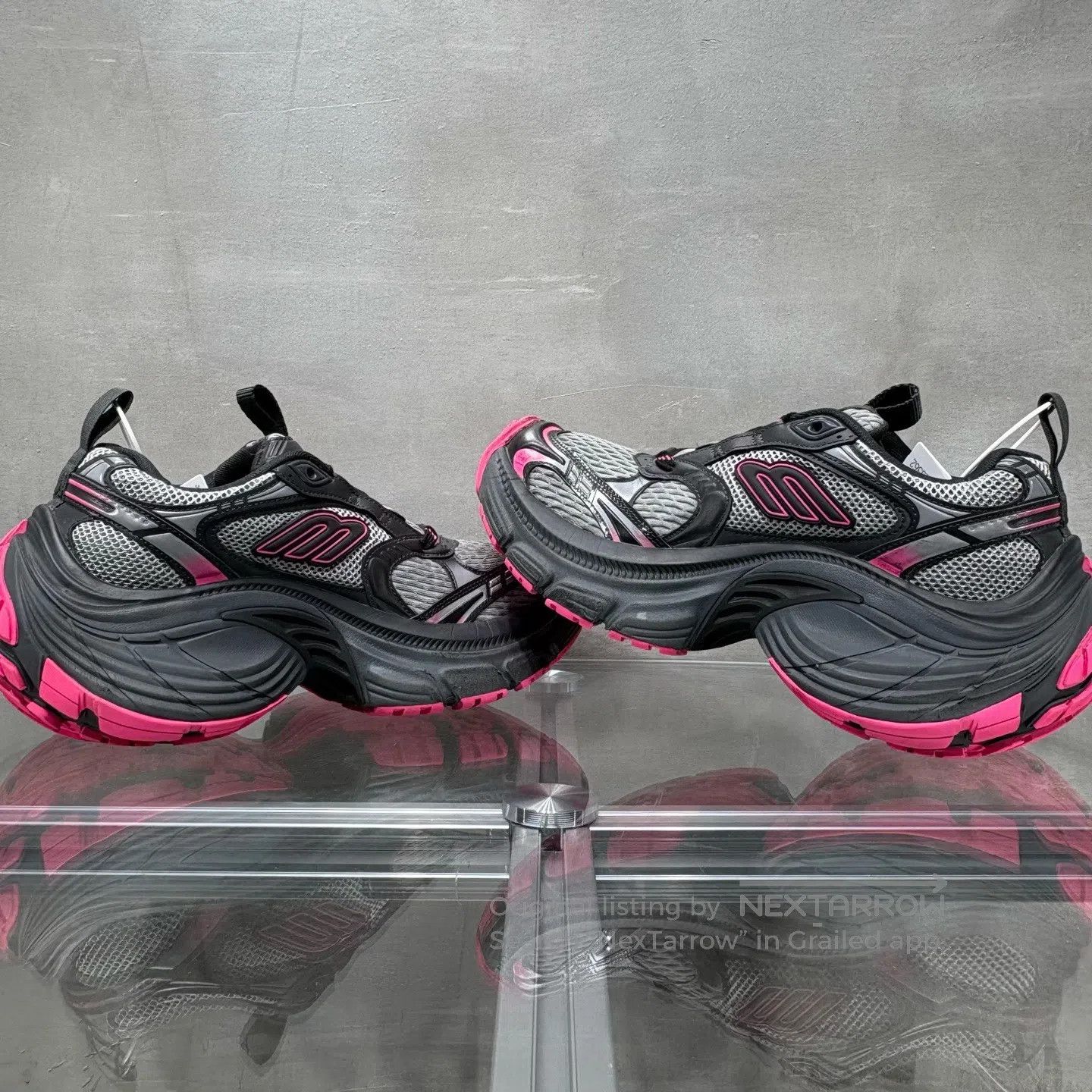 Balenciaga Balenciaga Thick-soled dad shoes in black and pink Size US 7.5 / IT 37.5 - 5 Thumbnail