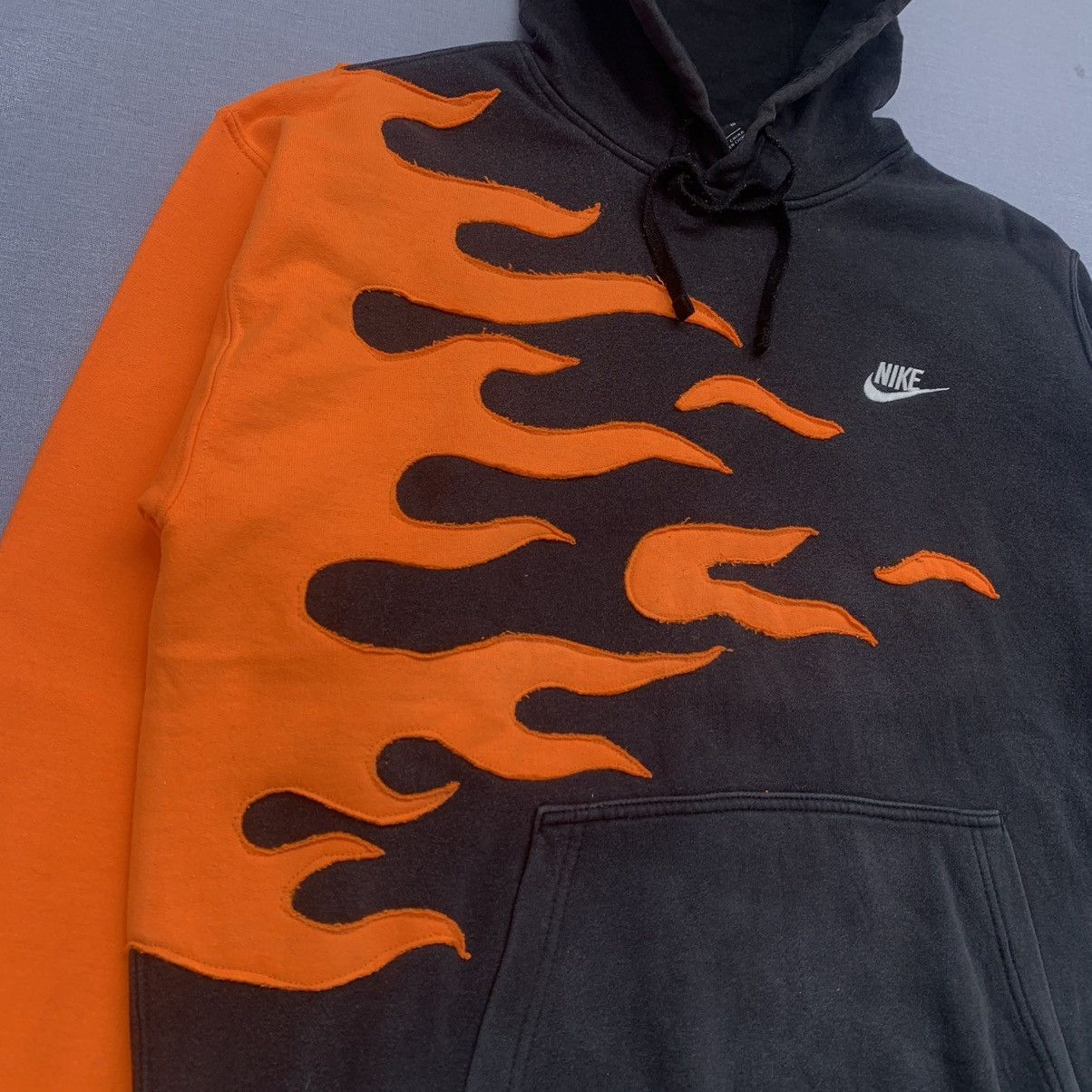 Nike crazy✨ Nike flame reworked hand Hoodie Size US XL / EU 56 / 4 - 2 Thumbnail