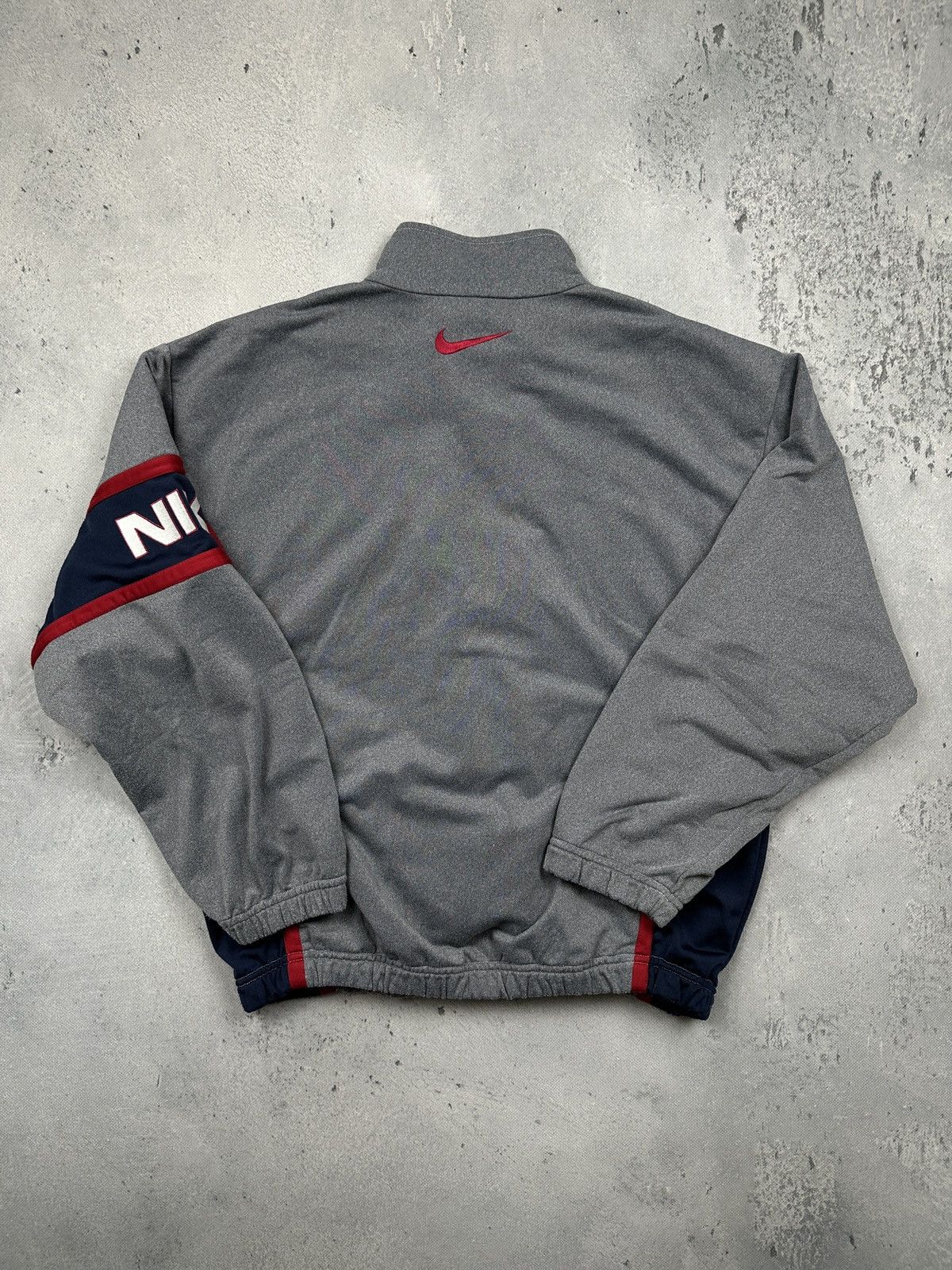 Nike Vintage Nike Grey Red Navy Full Zip Track Jacket 90s Swoosh Size US L / EU 52-54 / 3 - 2 Thumbnail
