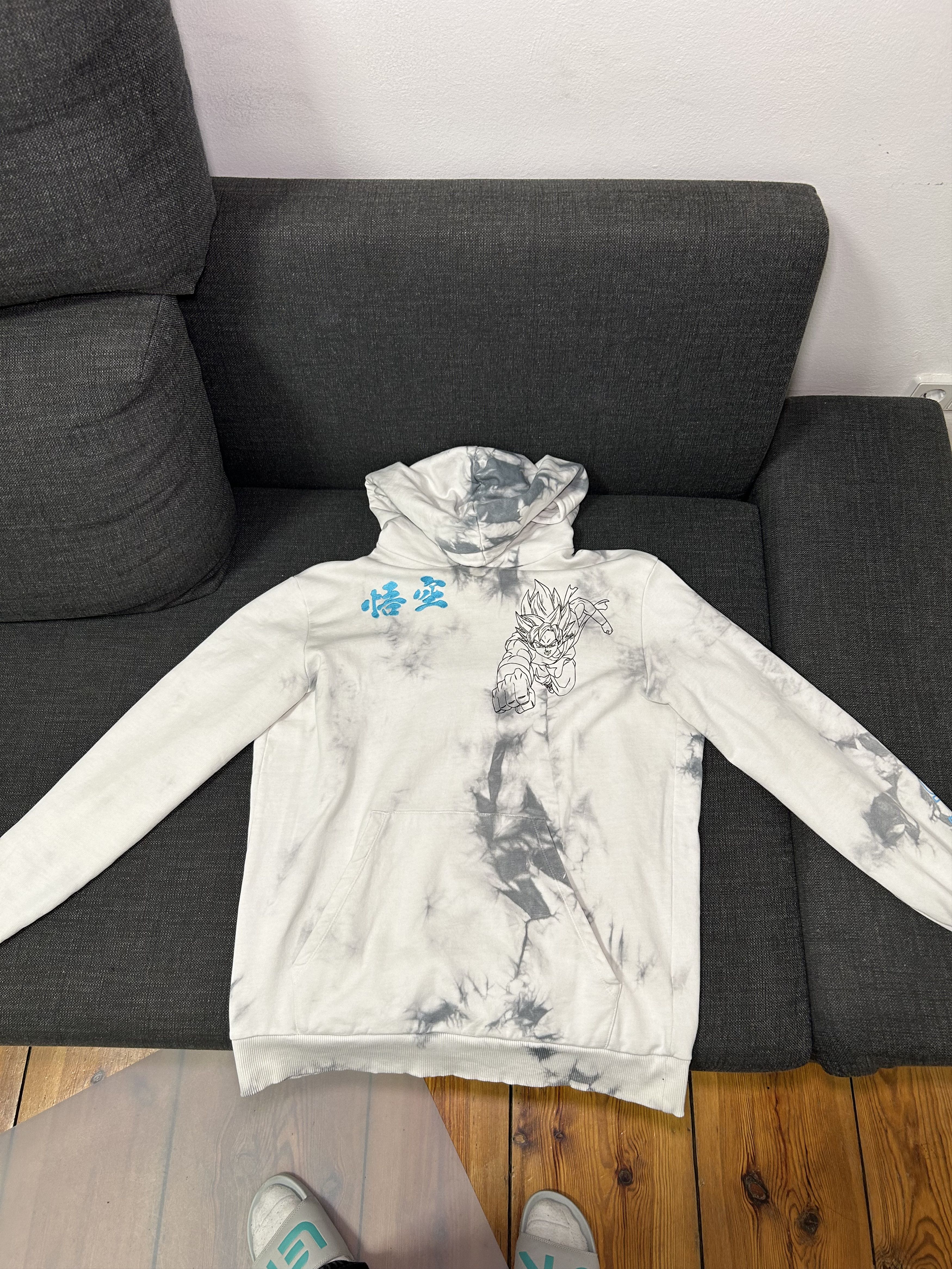 Celio Celio Dragon Ball Z white hoodie, size L Size US L / EU 52-54 / 3 - 1 Thumbnail
