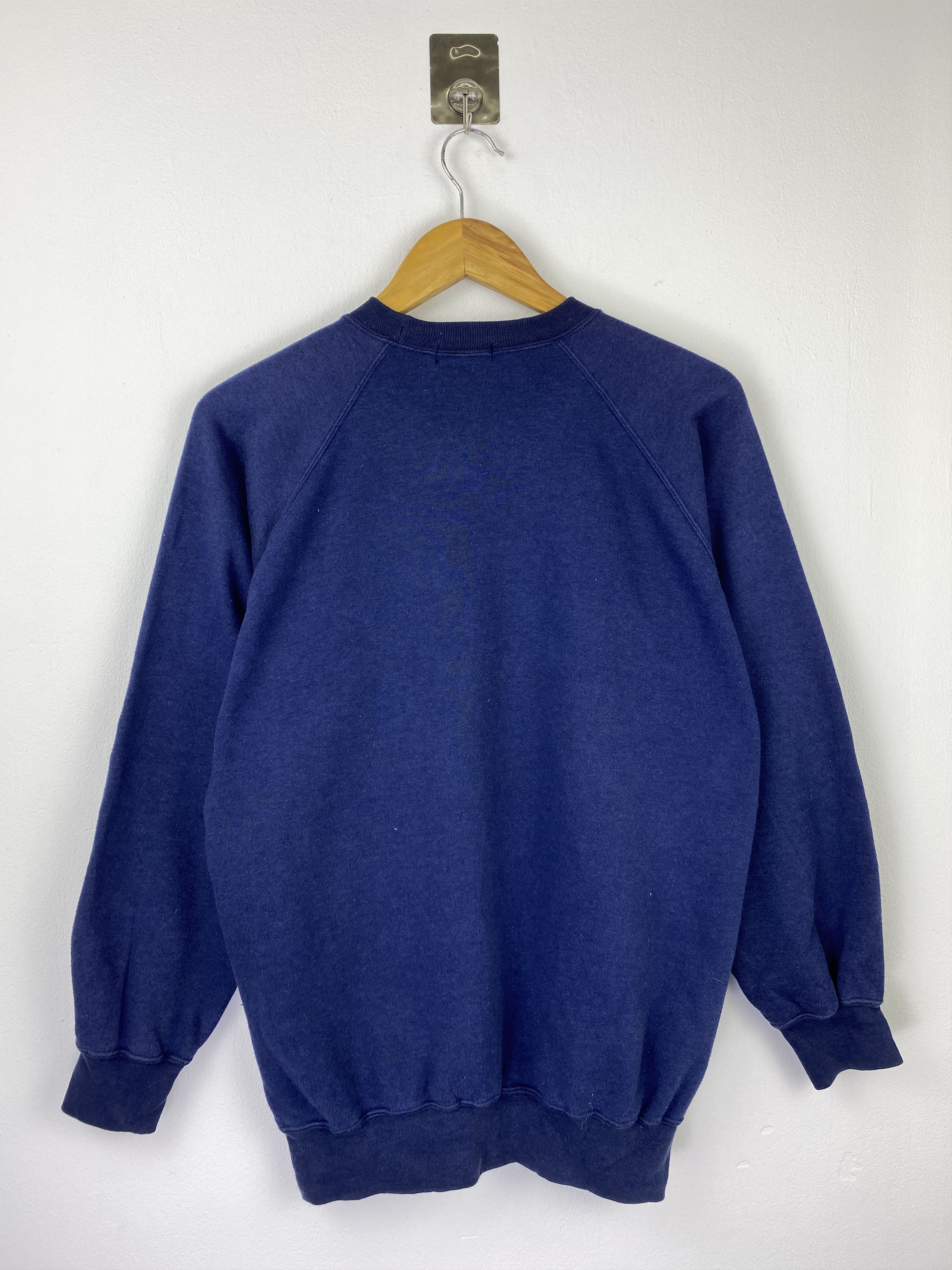Asics Vintage Asics Central Logo Pullover Sweatshirt SH0526 Size US L / EU 52-54 / 3 - 3 Thumbnail