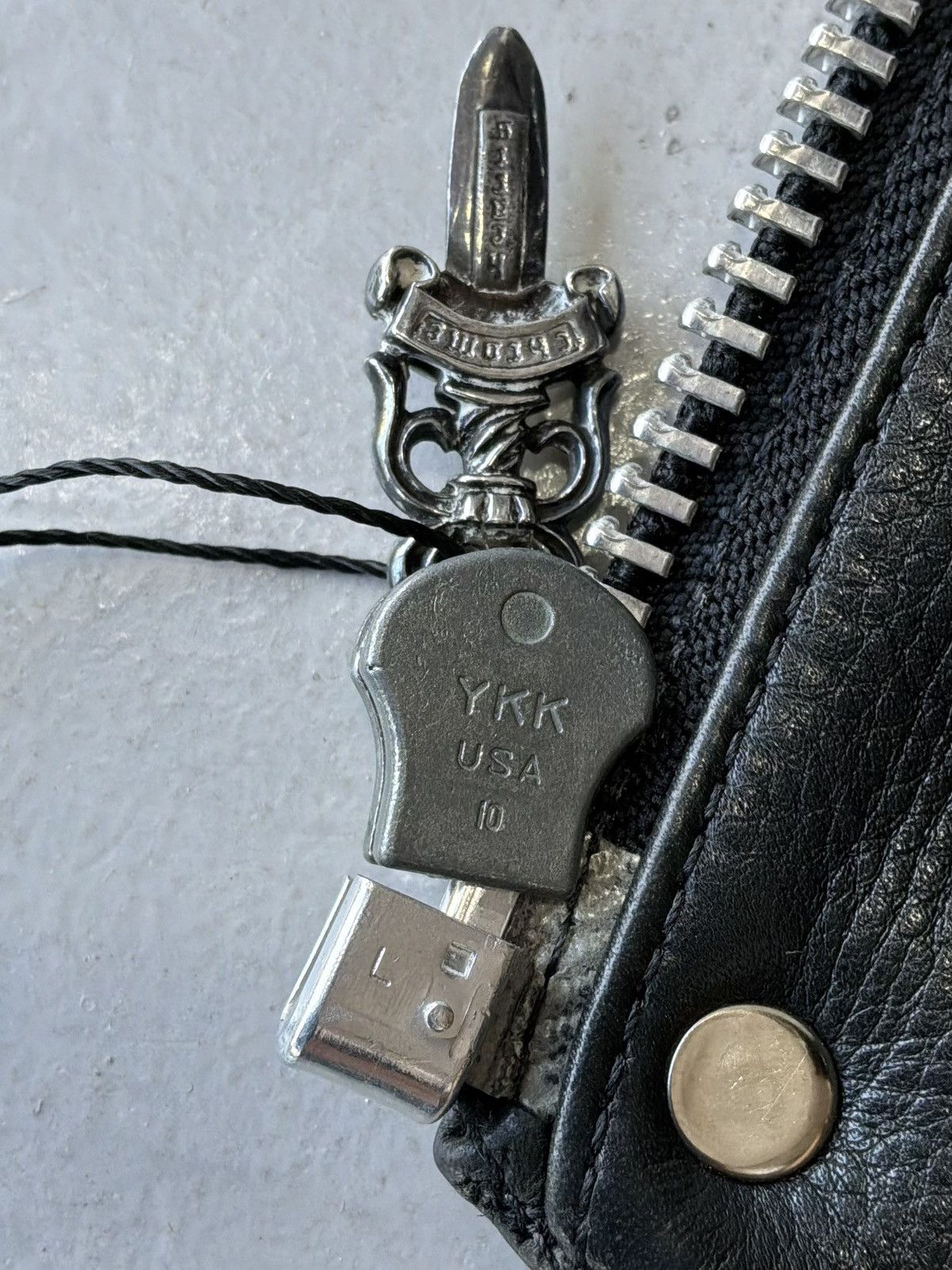 Chrome Hearts 90s Chrome Hearts - Filigree Cross Leather Vest Size US S / EU 44-46 / 1 - 13 Thumbnail