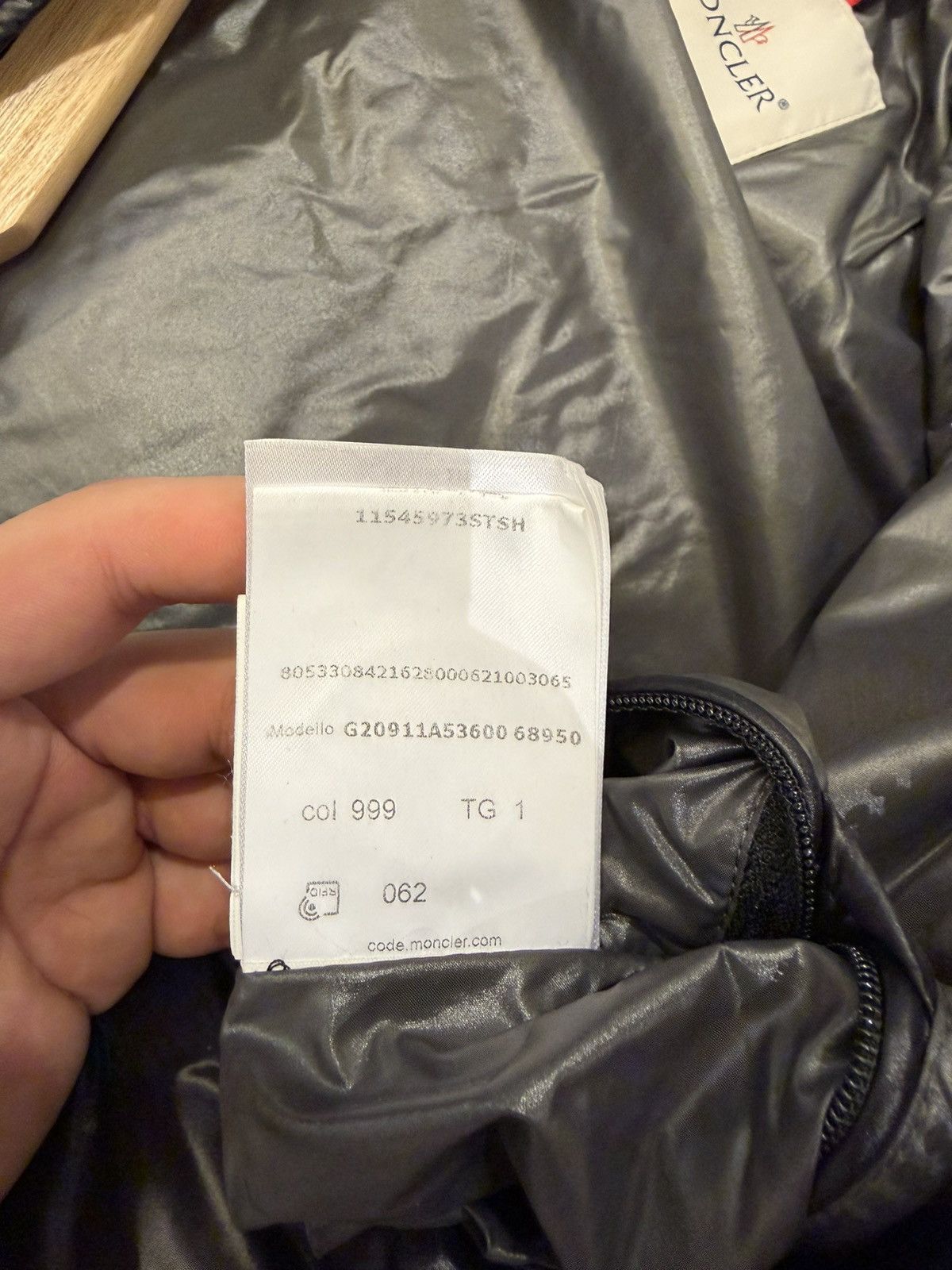 Moncler Moncler Maya Guibbotto Down Jacket- Black Size US S / EU 44-46 / 1 - 13 Thumbnail