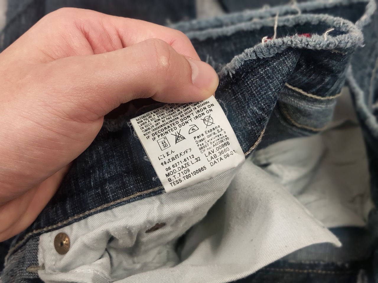 Diesel Rare Vintage Diesel Distressed Denim Flared Jeans Y2k Style Size 32" / US 10 / IT 46 - 19 Thumbnail