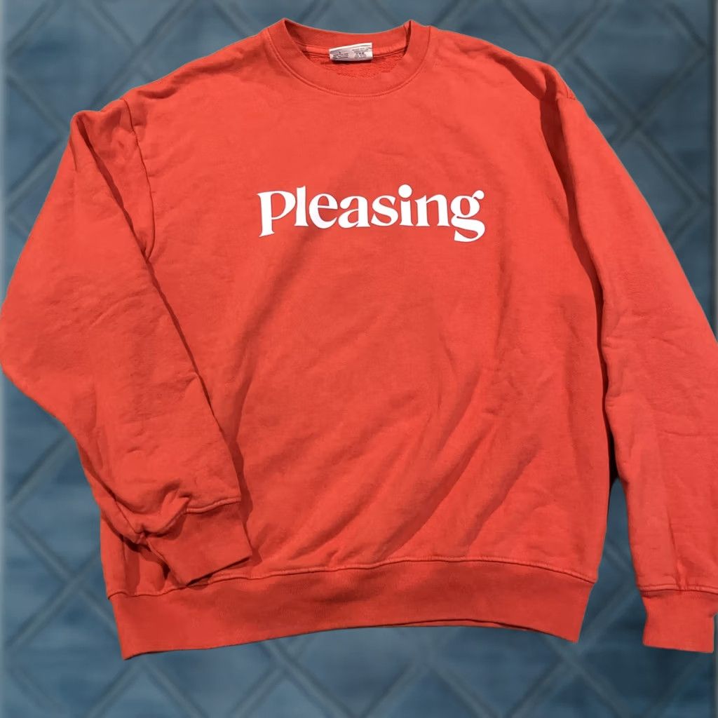 Vintage Pleasing Harry Styles Big Logo Crewneck Sweatshirt Mens Large Red Fleece Pullover Sweatshirt Logo Size US L / EU 52-54 / 3 - 1 Thumbnail