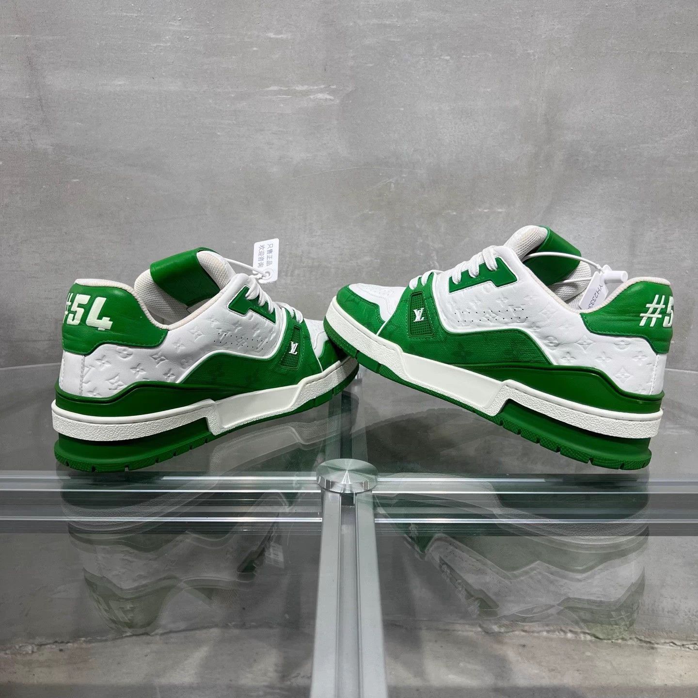 Louis Vuitton LV Trainer white and green embossed UK5.5/39.5 Size US 6.5 / EU 39-40 - 5 Thumbnail