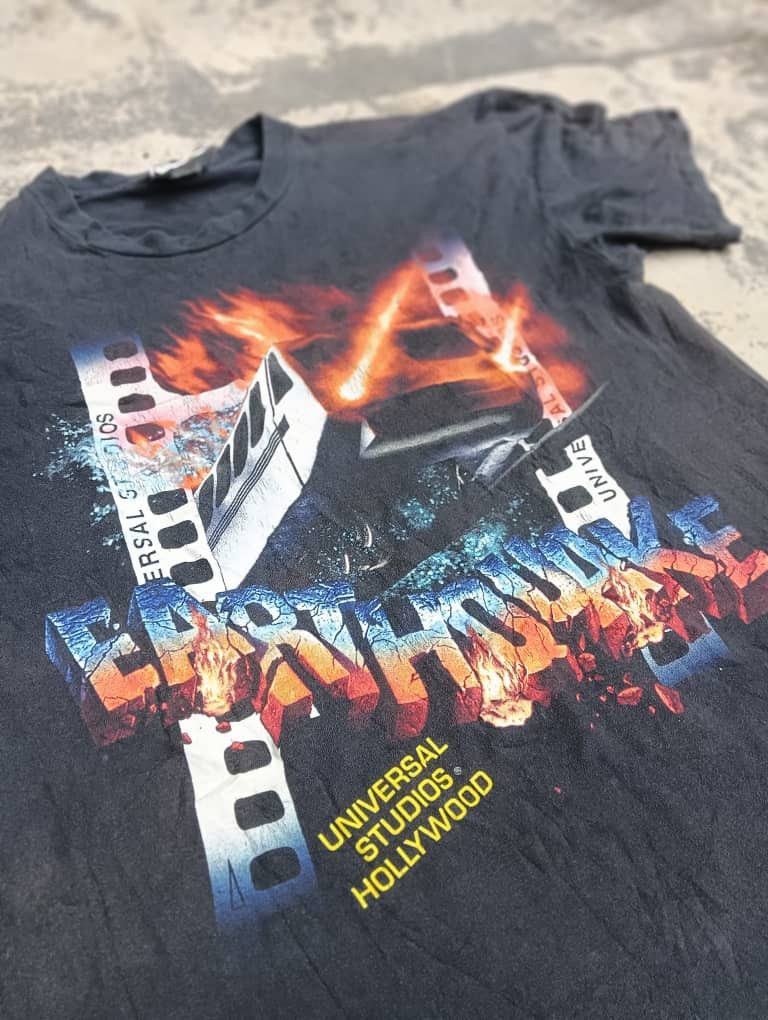 Universal Studios × Vintage vintage universal studios Hollywood earthquake ride tshirt Size US M / EU 48-50 / 2 - 3 Thumbnail
