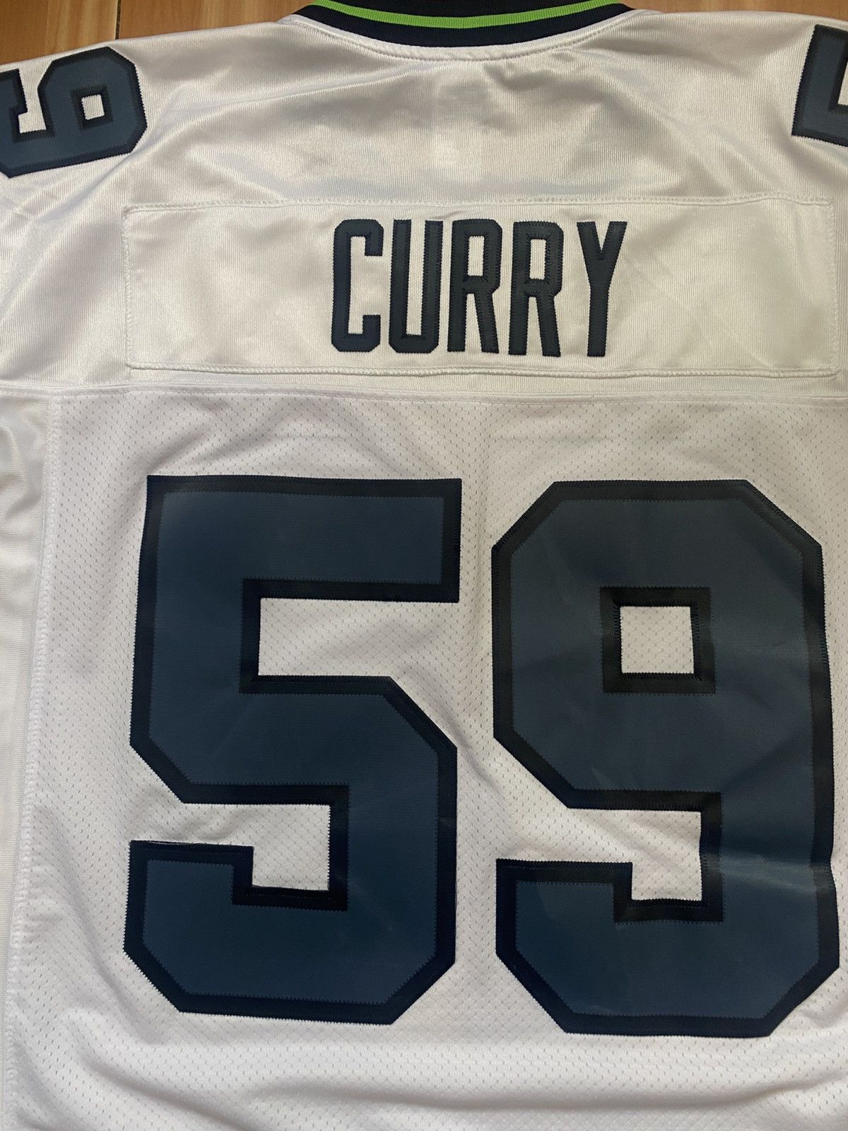 Reebok Reebok Seattle Seahawks Singed #59 Aaron Currey Jersey Mens Size US L / EU 52-54 / 3 - 9 Thumbnail