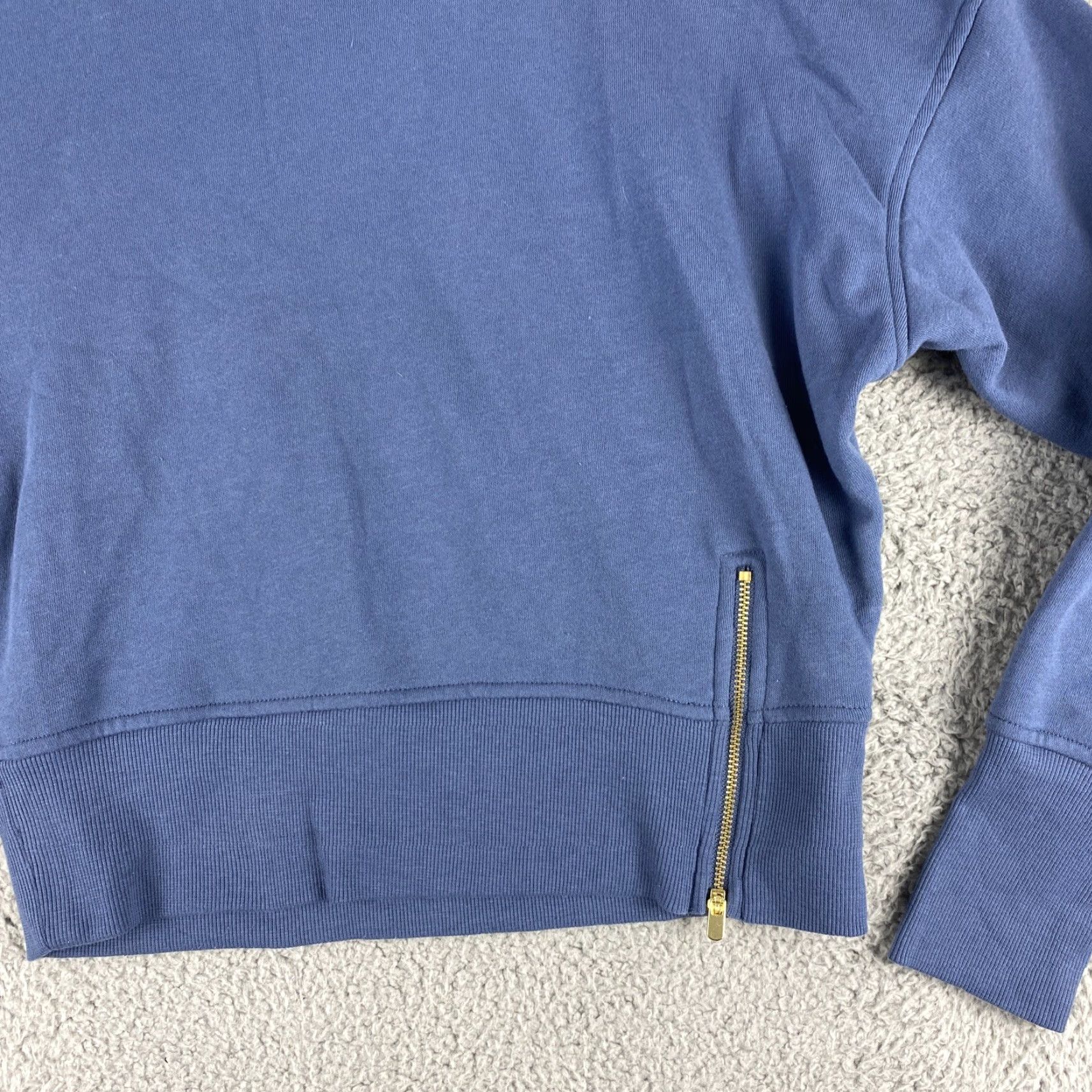 Old Navy Old Navy Women Sweat­er XS Blue Long Sleeve Pullover 40-3 Size XS / US 0-2 / IT 36-38 - 2 Thumbnail