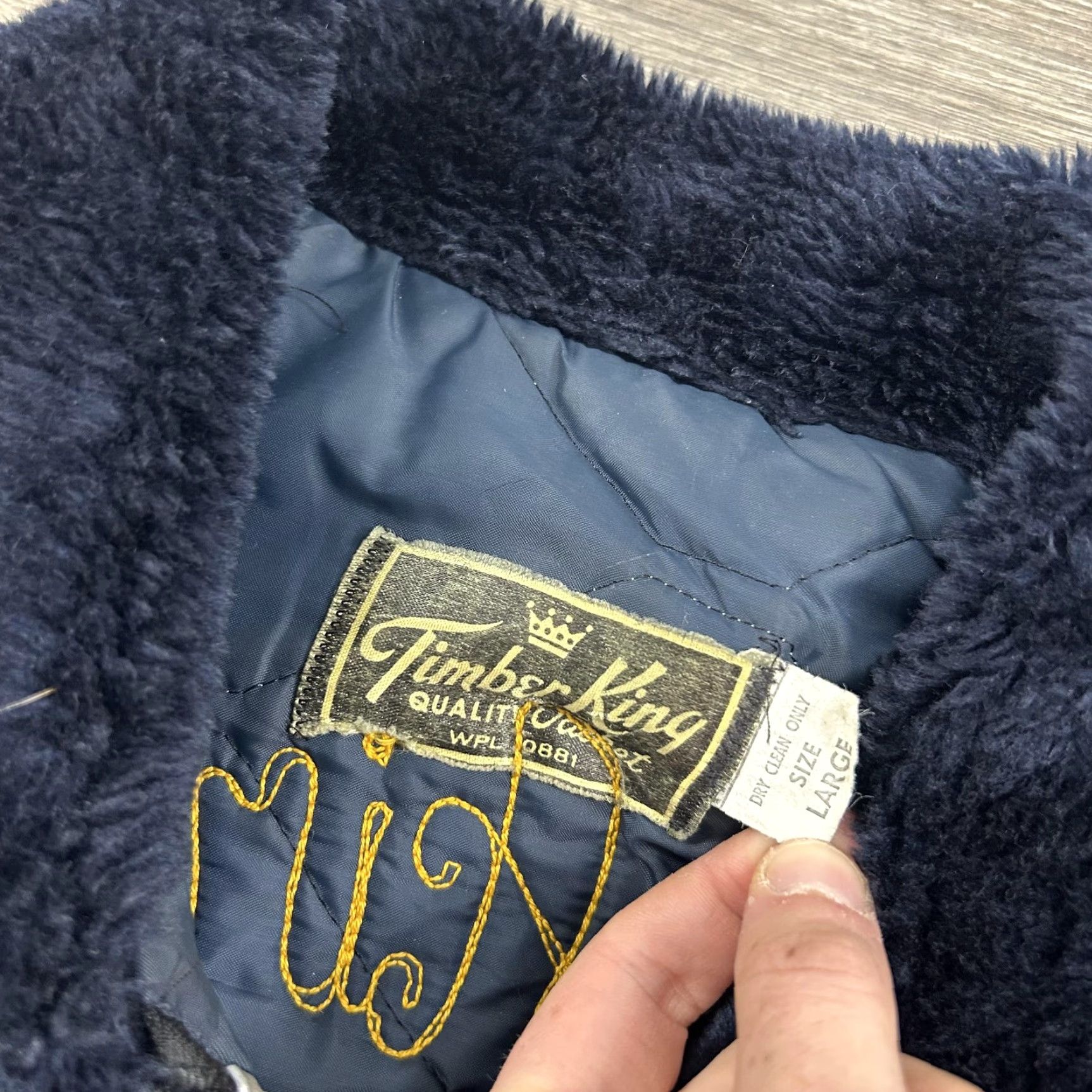 Vintage VINTAGE US Air Force Bomber Jacket Mens L Blue Nylon Fur Embroidered Eagle Patch Quilted Size US L / EU 52-54 / 3 - 5 Thumbnail