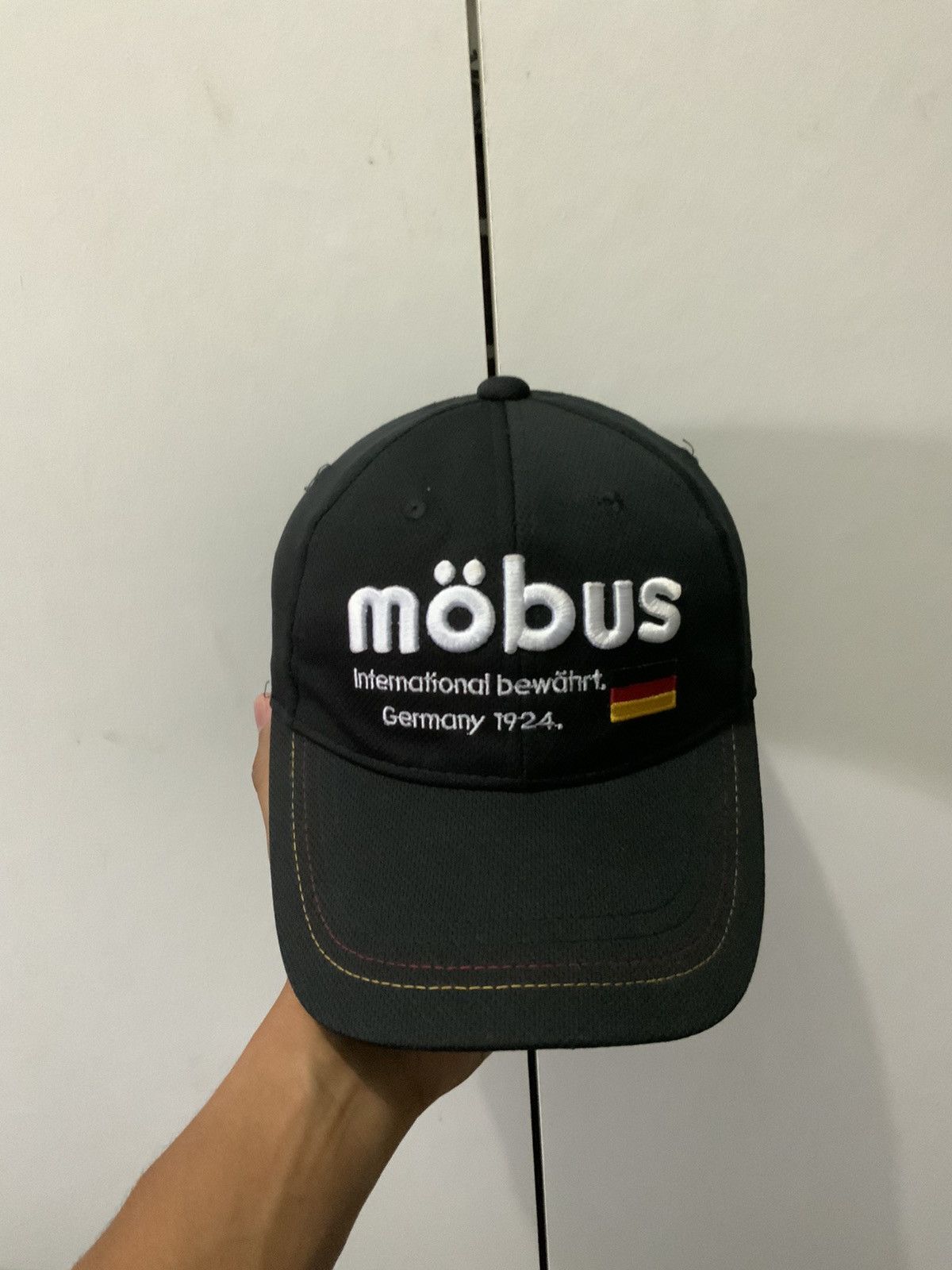 Vintage Mobus International Bewahrt Germany Hat Size ONE SIZE - 5 Thumbnail