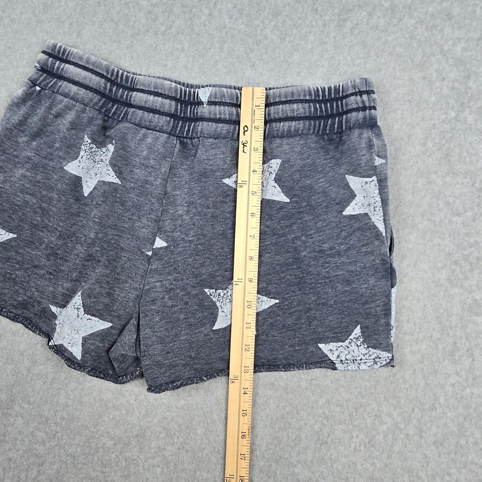 Splendid Splendid Large Sweatshort Navy Star Print Raw Hem Drawstring Size 34" / US 12 / IT 48 - 14 Thumbnail