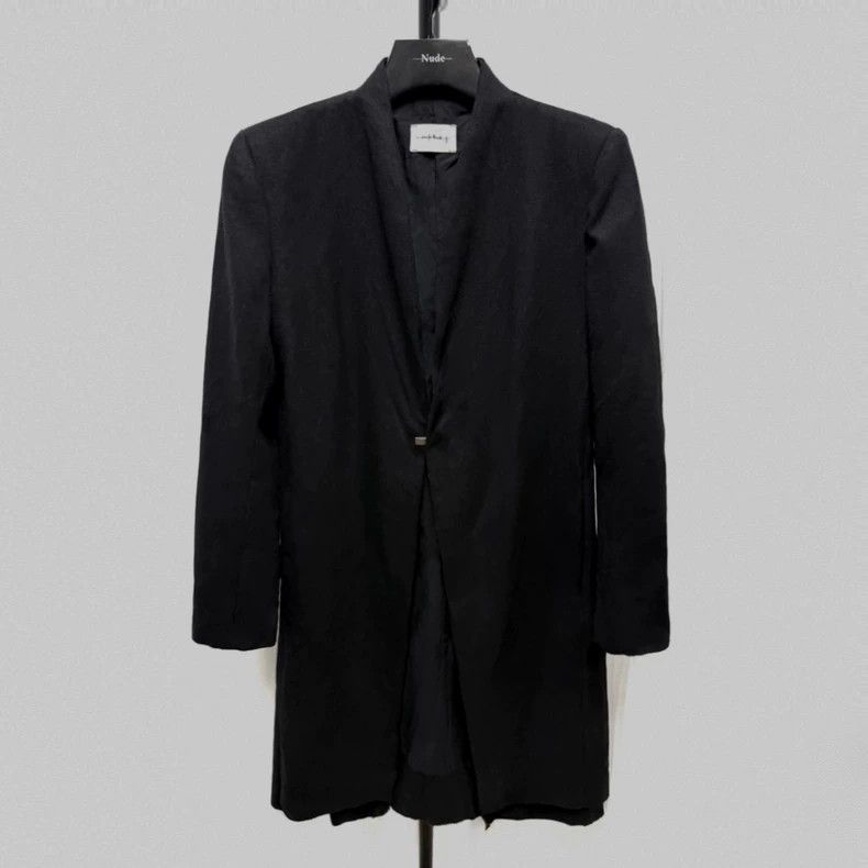Song For The Mute Song For The Mute shoulder-padded wool swallowtail coat Size US M / EU 48-50 / 2 - 1 Thumbnail