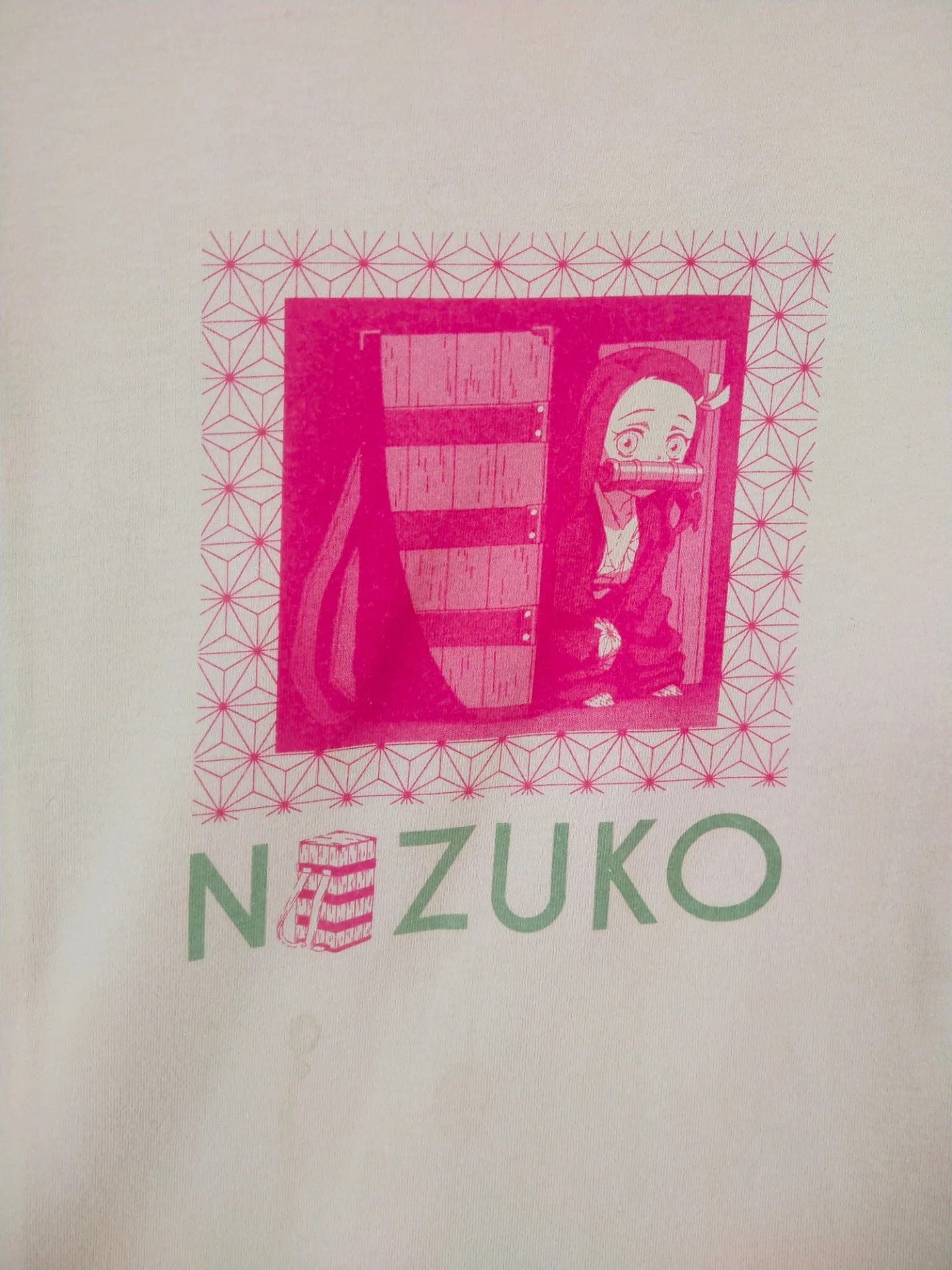 Anime Demon Slayer Kimetsu no Yaiba x Uniqlo Nezuko Pink Anime Tee Size L / US 10 / IT 46 - 2 Thumbnail