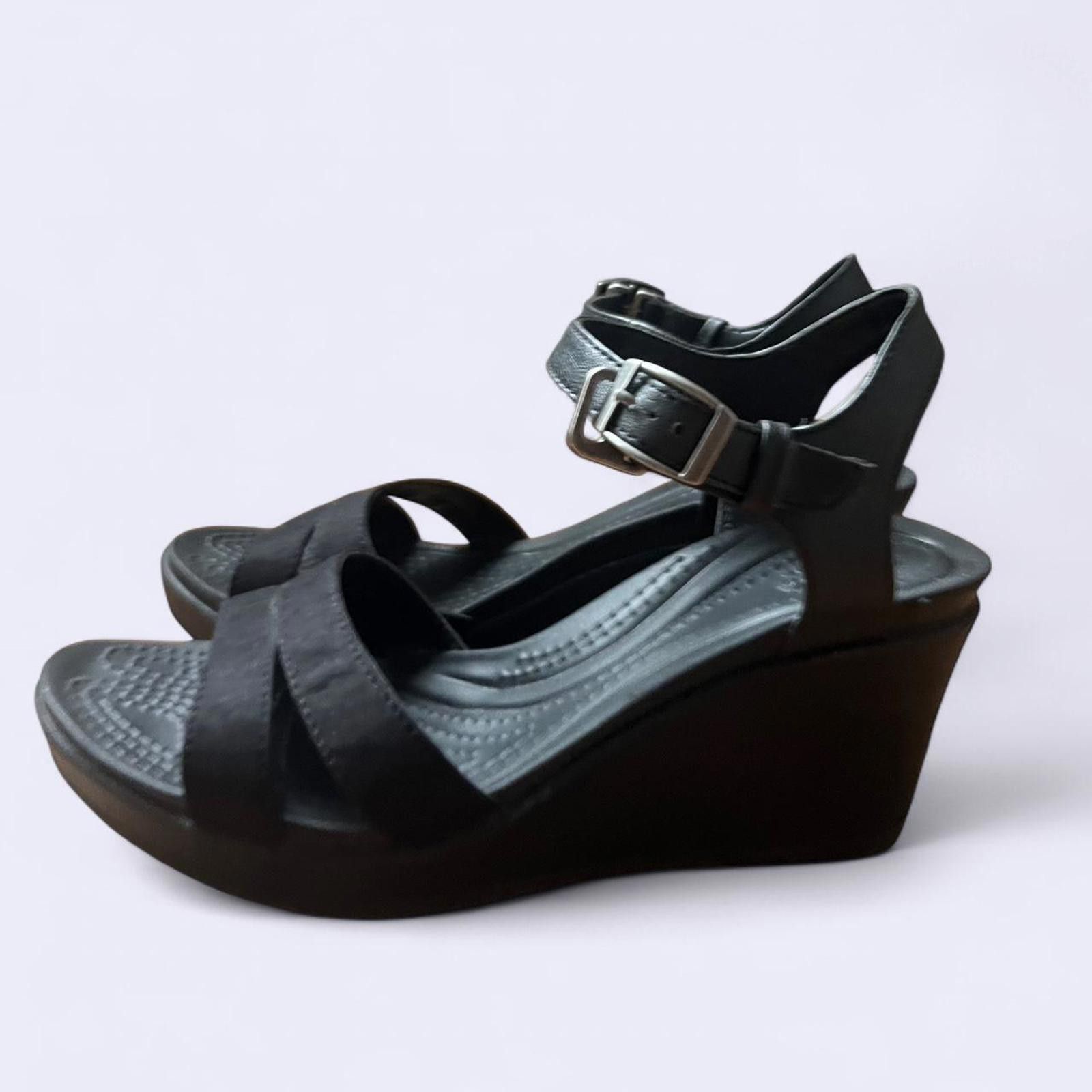 Crocs Crocs Women's Black Sandal Size US 7 / IT 37 - 1 Thumbnail