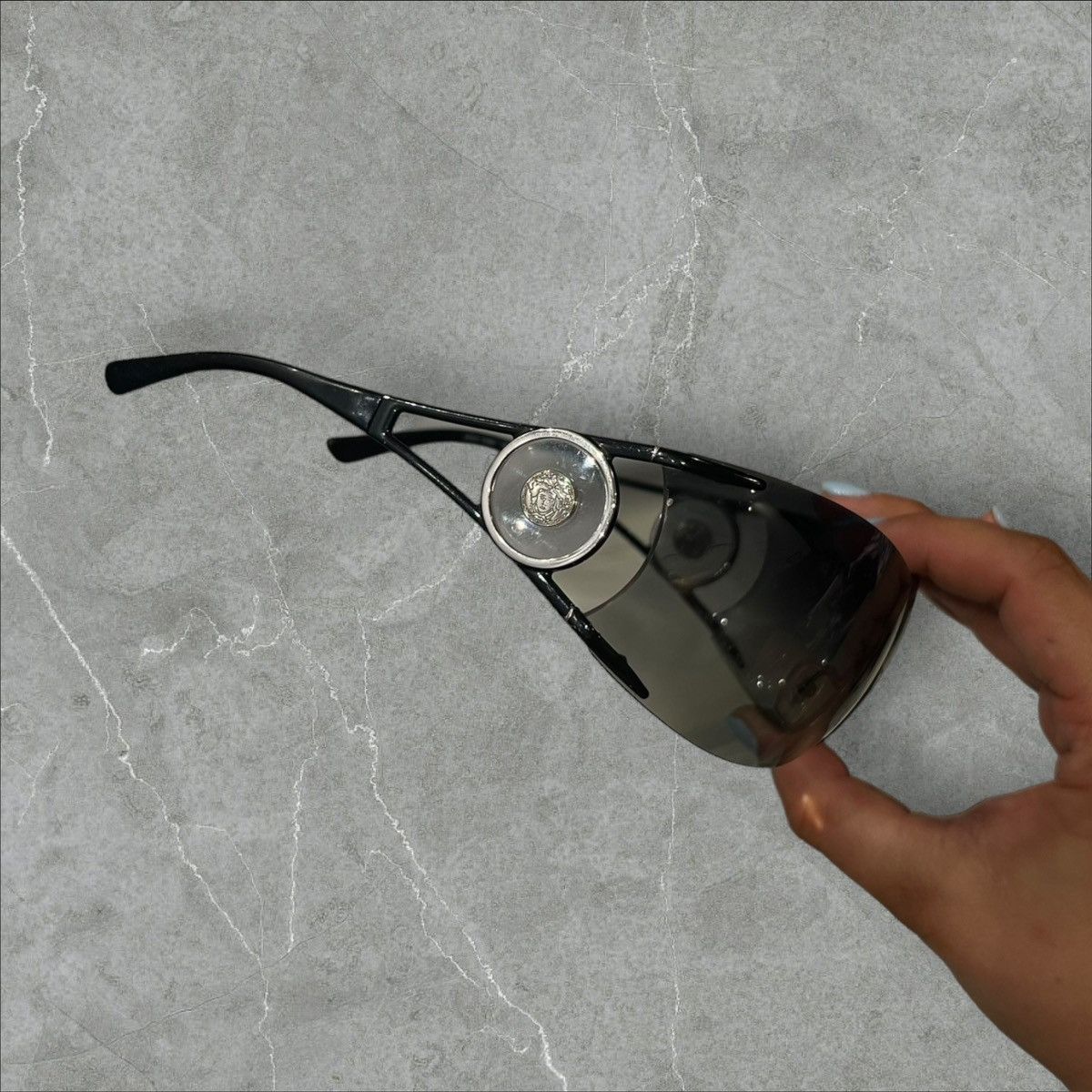 Versace × Vintage Vintage 2000 Versace sunglasses woman 00’s Size ONE SIZE - 1 Thumbnail