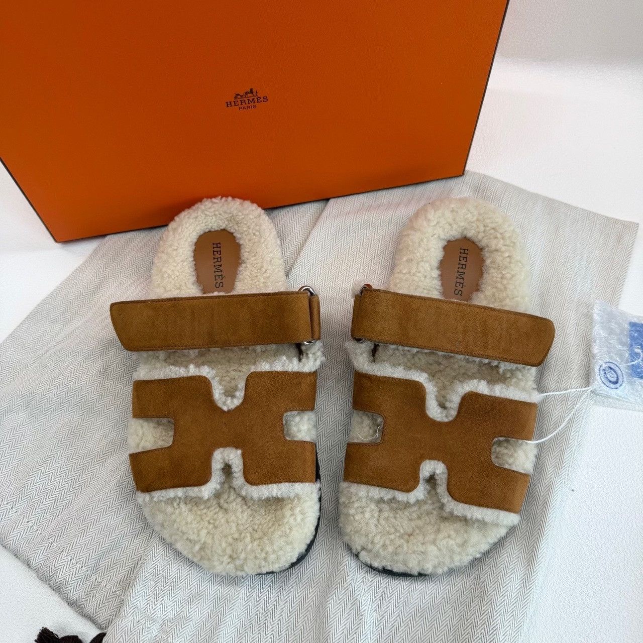 Hermes Hermes Casual Brown Sandals us_5 Women Size US 5 / IT 35 - 1 Thumbnail
