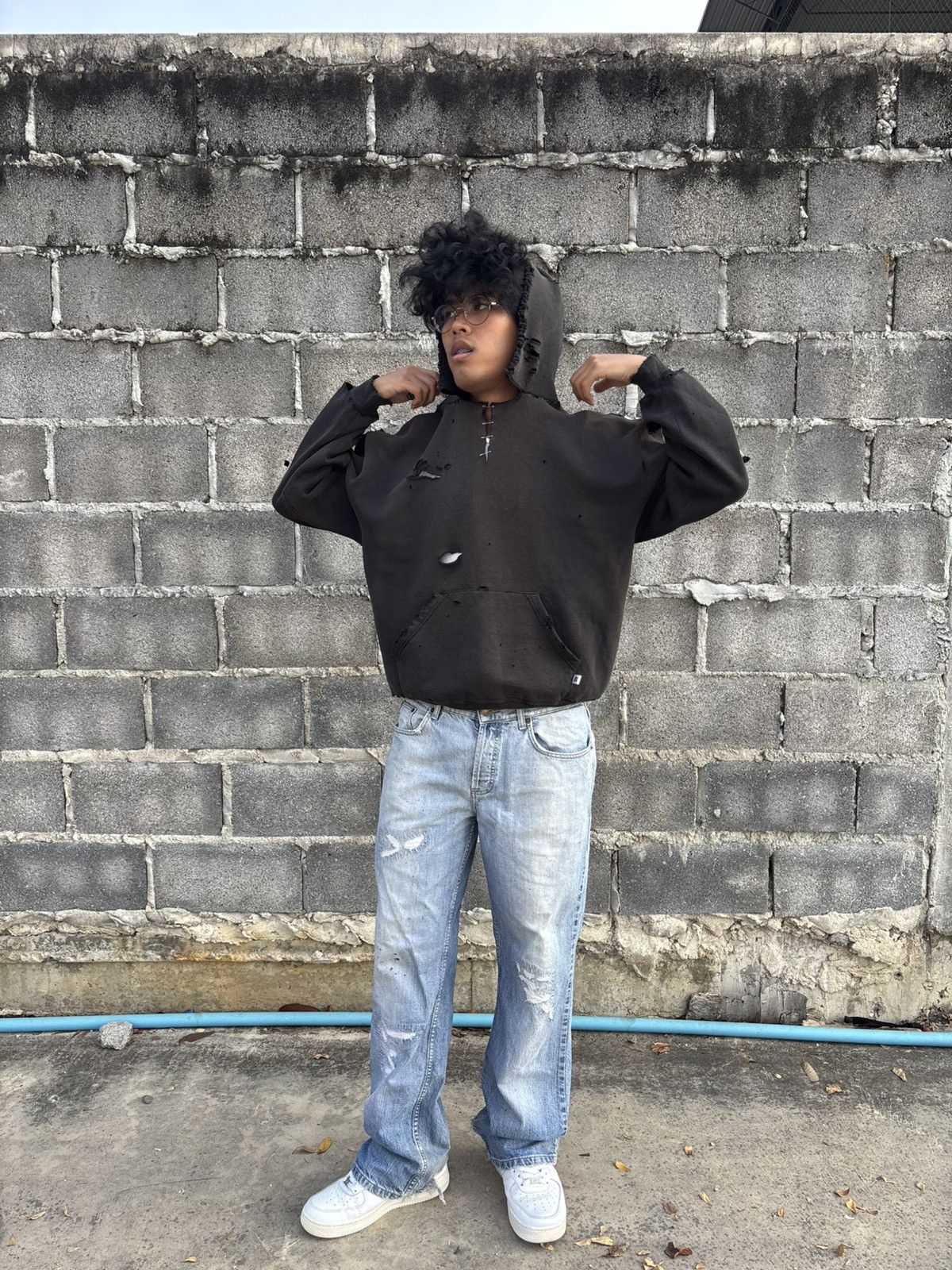Russell Athletic Thrashed Faded Distressed Russell Hoodie ERD Grunge Size US L / EU 52-54 / 3 - 13 Thumbnail