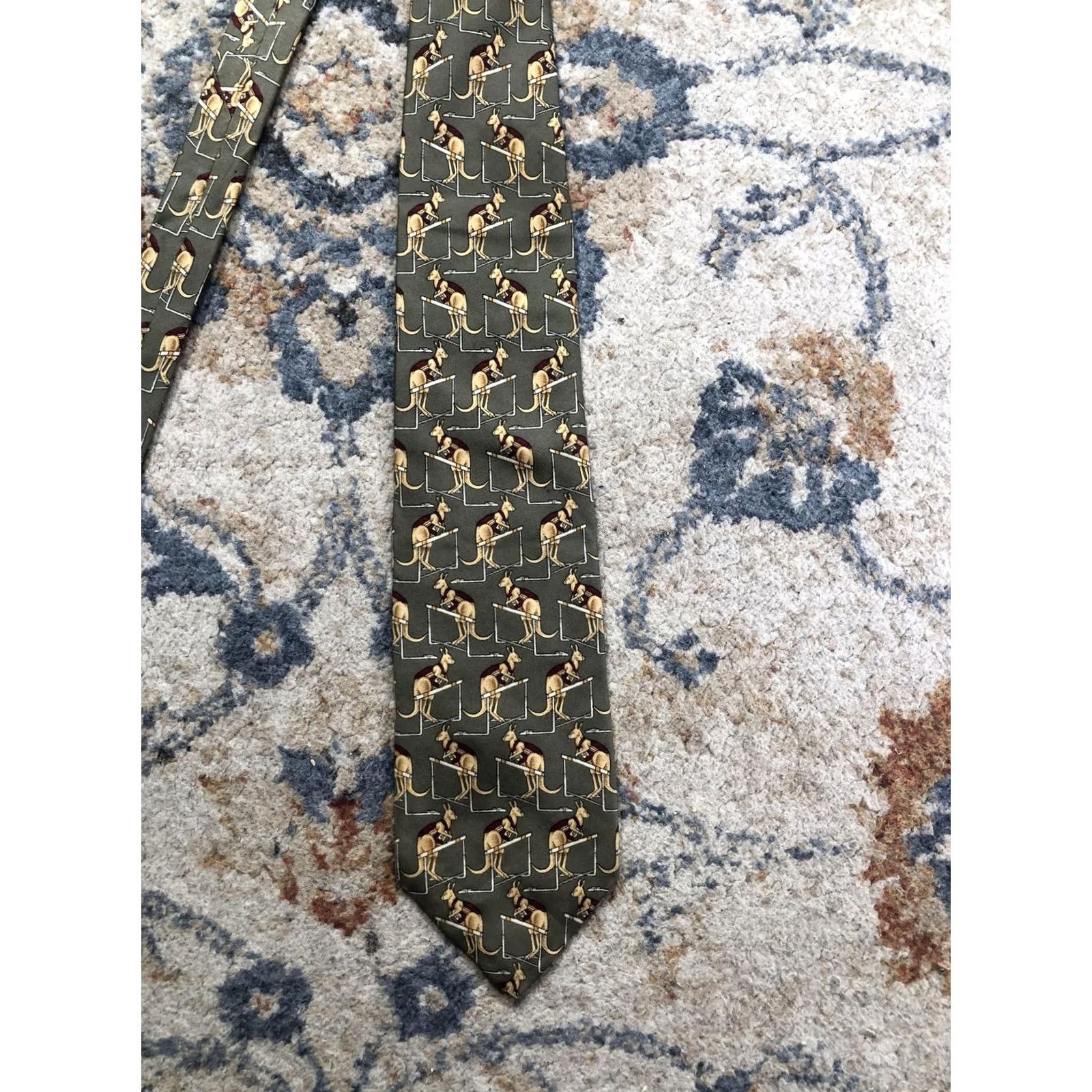 Brooks Brothers Brooks Brothers Tie Mens One Size Green Kangaroo Hurdles All Silk Made USA Track Size ONE SIZE - 2 Thumbnail