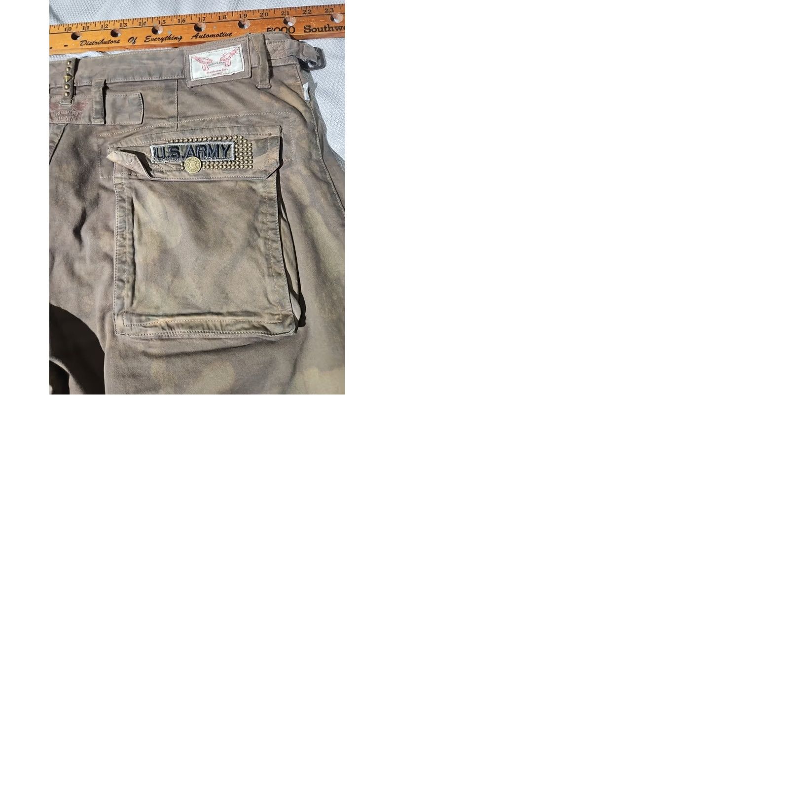 Vintage Vtg Robins Jeans Shorts Mens 42 Green Military Patches Khaki Baggy Studded Cargo Size US 42 / EU 58 - 12 Thumbnail