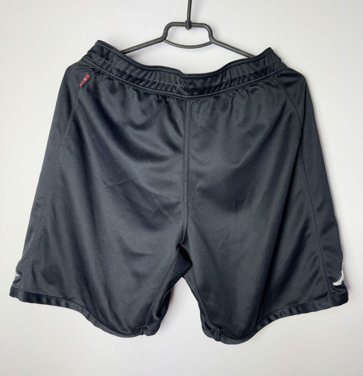 Kappa Fulham 2010 2011 Home Football Soccer Shorts Kappa size XL Size US 36 / EU 52 - 2 Thumbnail