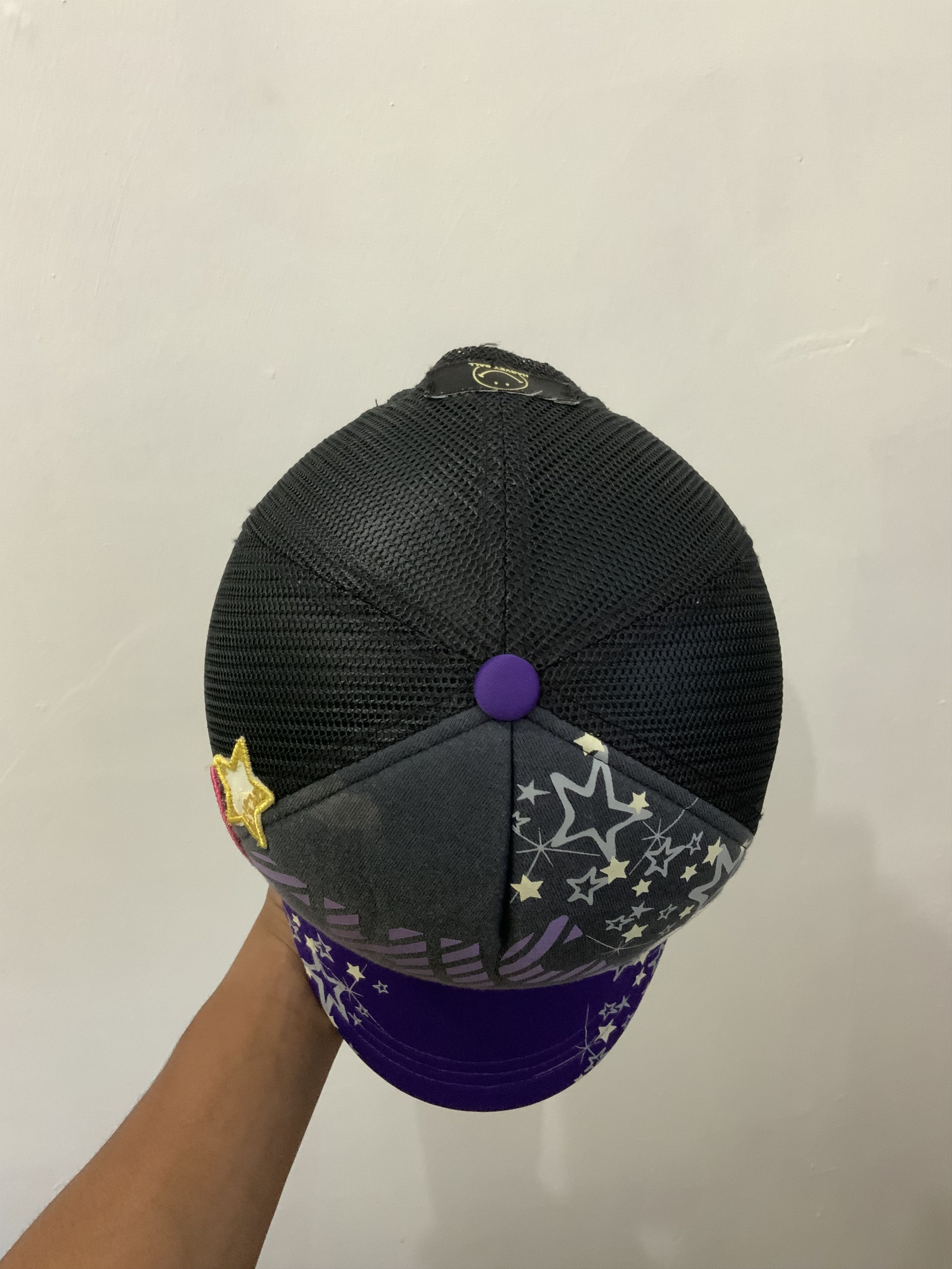 Hat Club Chic Chick Smiley Face Trucker Hat Size ONE SIZE - 6 Thumbnail