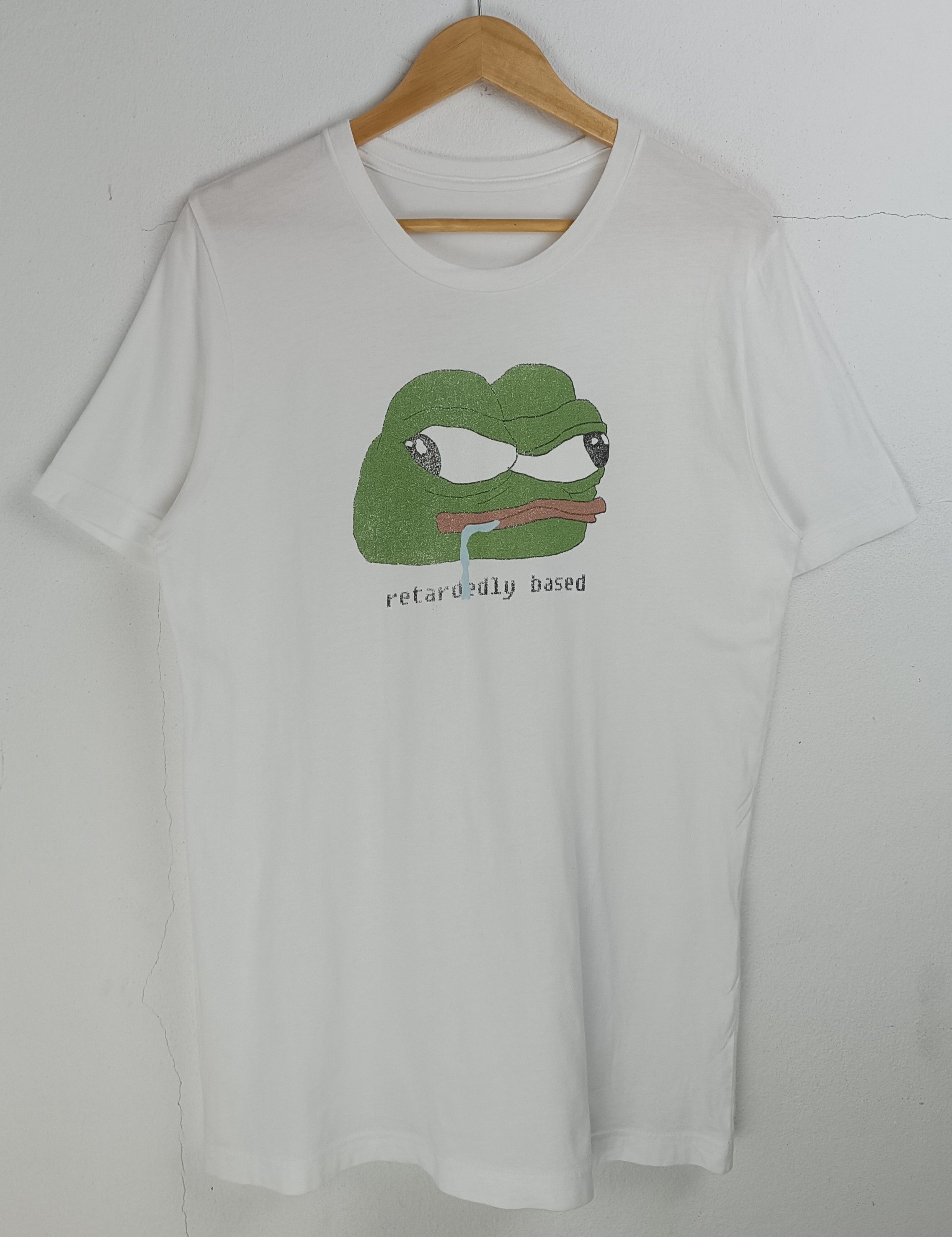 Other VINTAGE RETARDEDLY BASED PEPE FROG MEME FUNNY TEE Size US M / EU 48-50 / 2 - 3 Thumbnail
