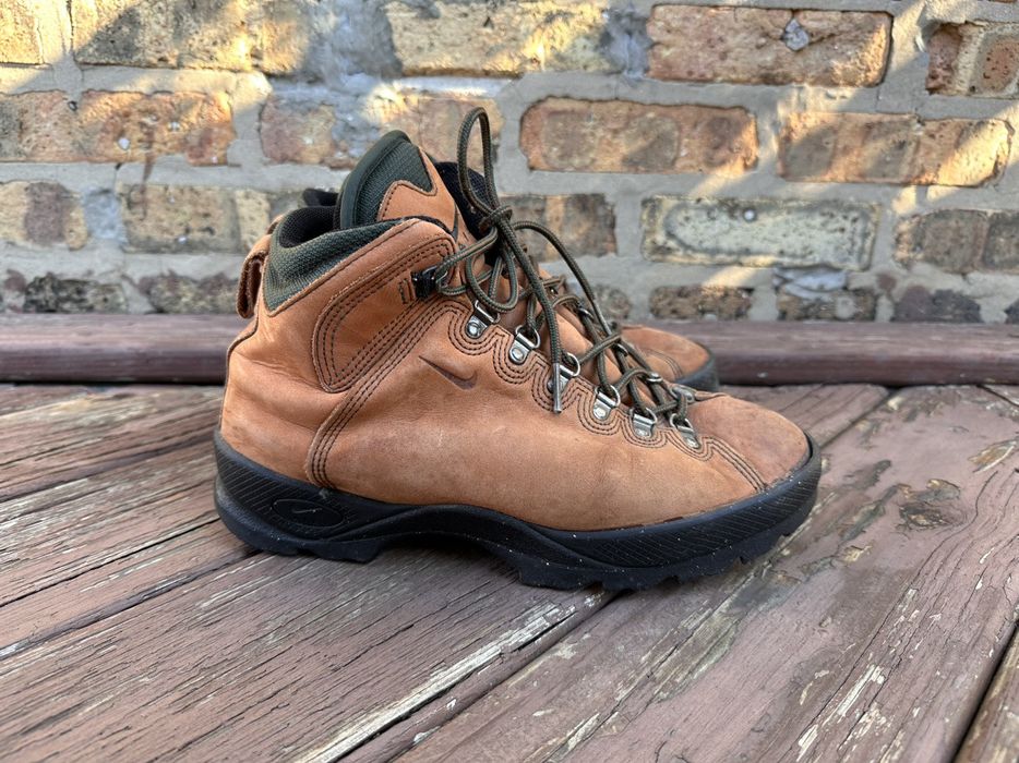 custom acg nike boots