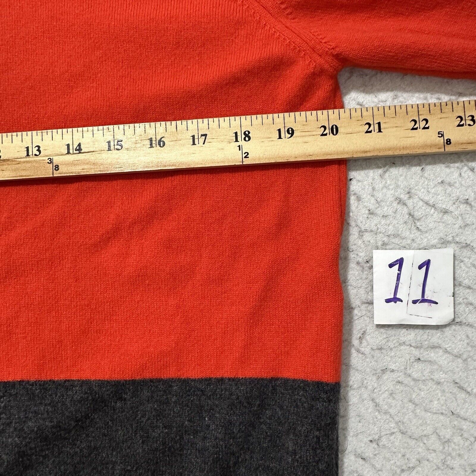 Escada Vntge Escada Margaretha Ley 40 Wool Cashmere Sweater Germany Size S / US 4 / IT 40 - 9 Thumbnail