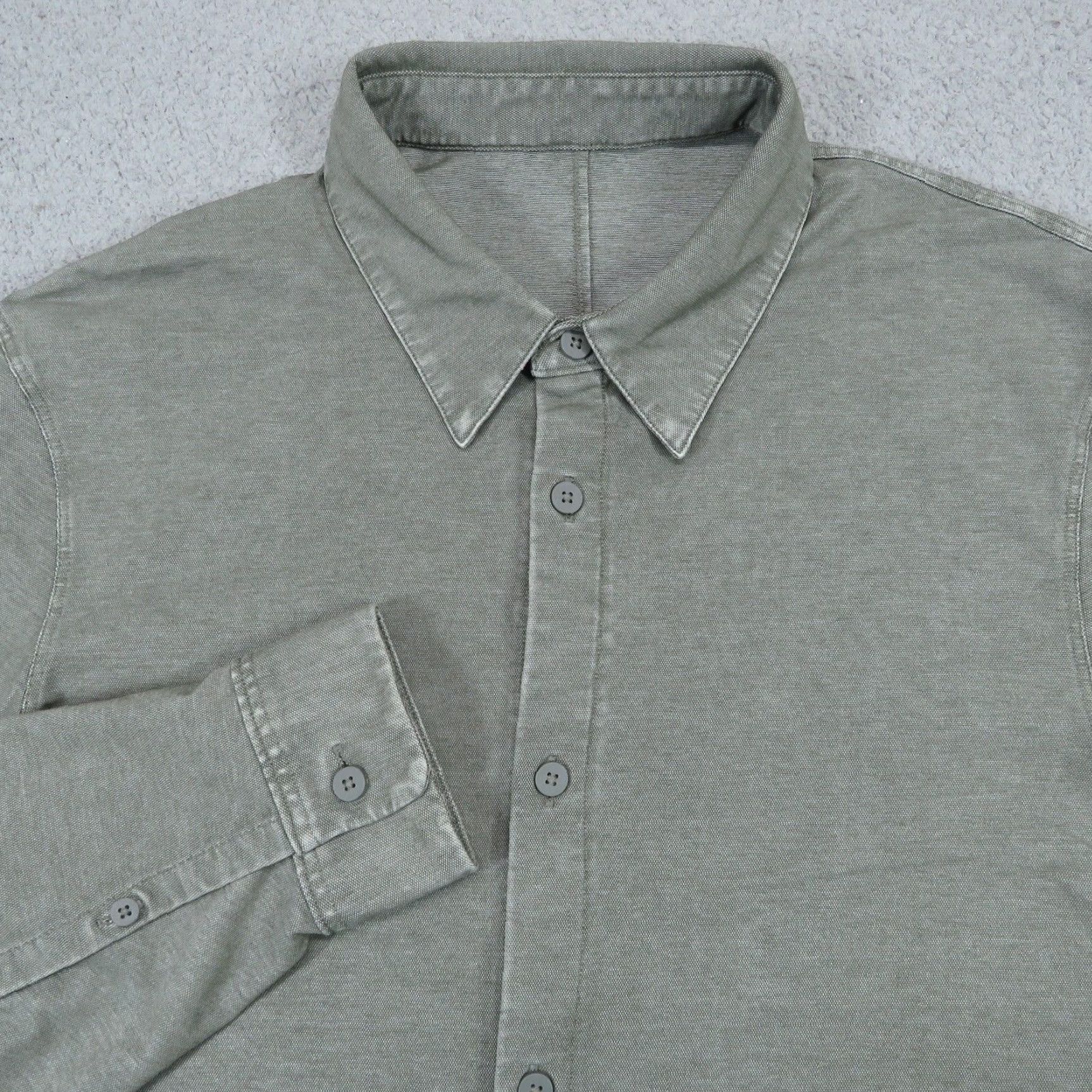 Lululemon Lululemon Shirt Men Small Commission Button Up Tech Enzyme Dye Olive Grey Size US S / EU 44-46 / 1 - 2 Thumbnail