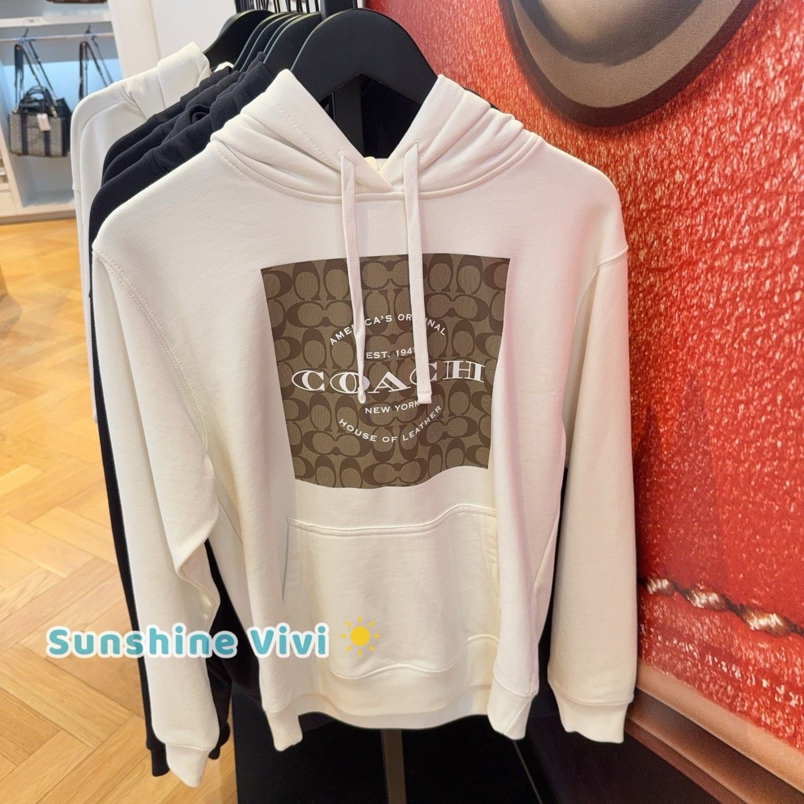 Coach NWT Coach Woman Hoodie Square M Cotton White CR039 Large Size US L / EU 52-54 / 3 - 1 Thumbnail