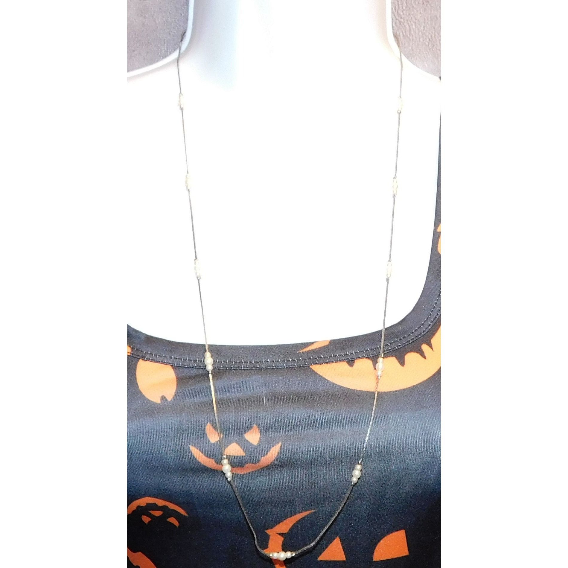 Other Elegant Minimalist Faux Peal Station Necklace On Silver Tone Size ONE SIZE - 5 Thumbnail